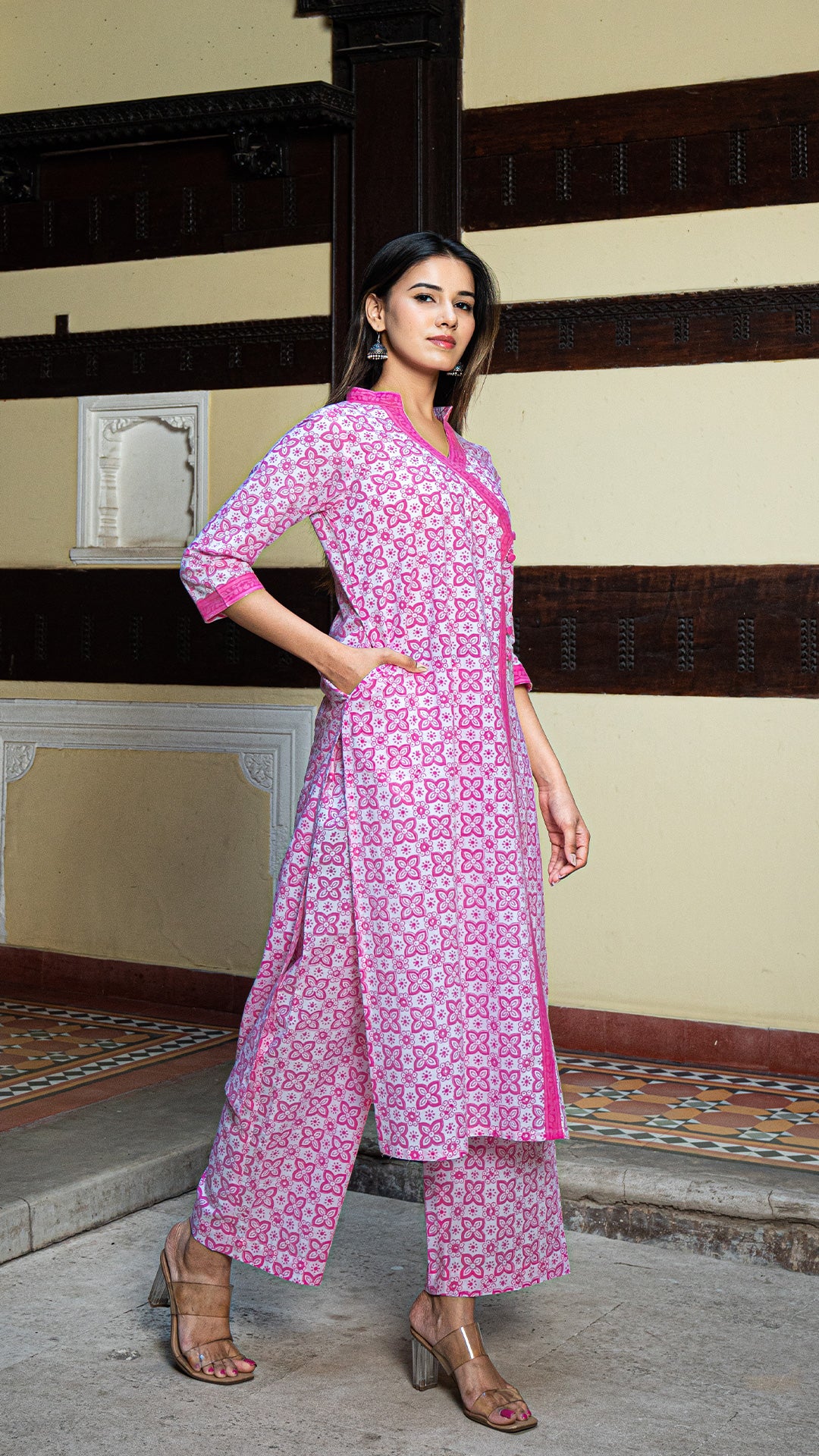 Mishri Sanganeri Hand Block Cotton Kurta - Pink/White