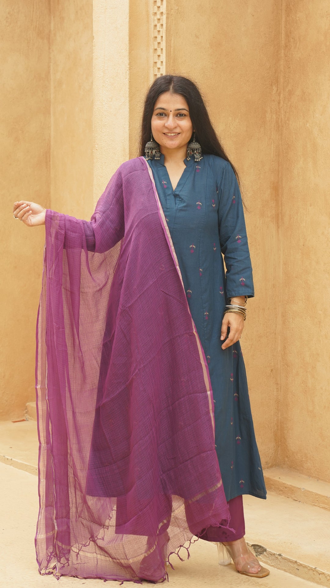 Kshiti Flower Motif Hand Woven Kali Cotton Kurta - Blue
