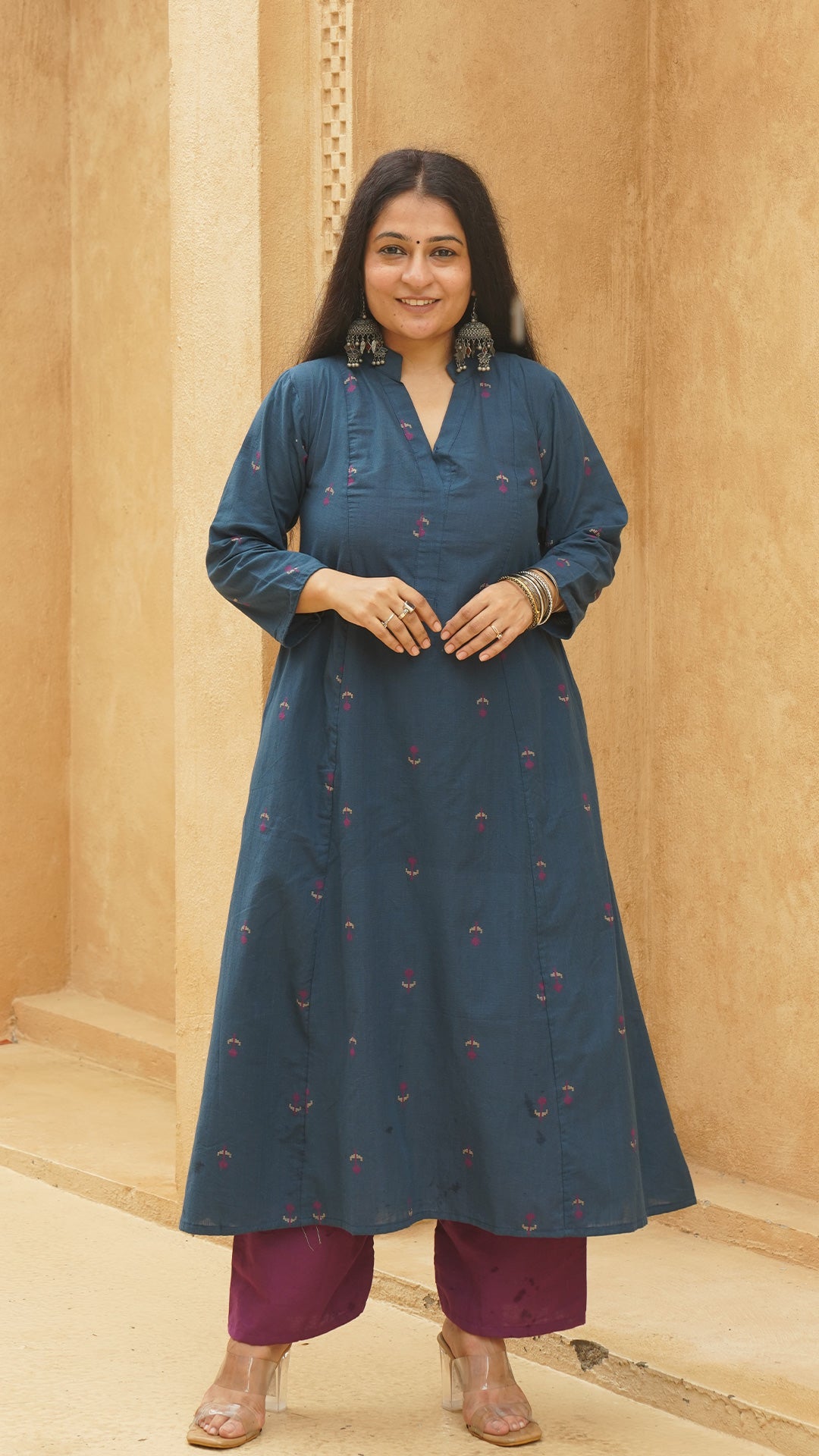 Kshiti Flower Motif Hand Woven Kali Cotton Kurta - Blue