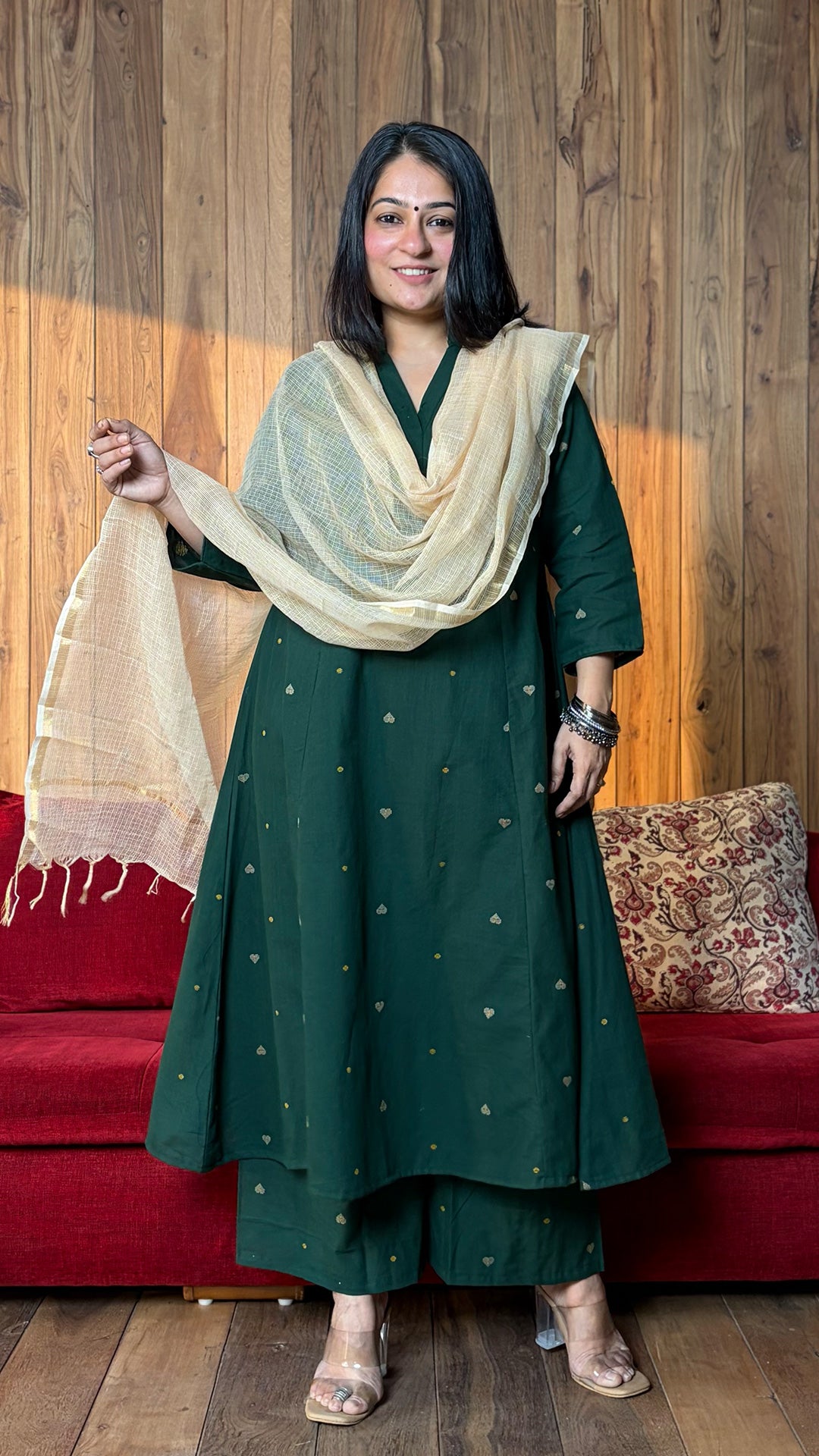 Queen Of Hearts Hand Woven Kali Kurta In Cotton - Green