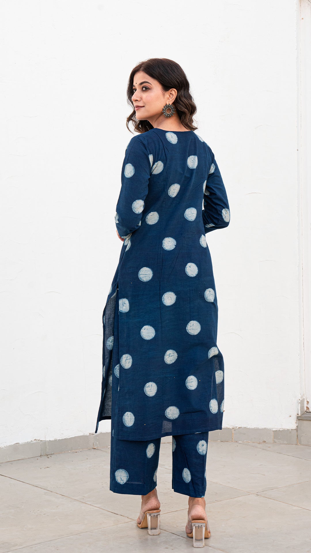 Era Dabu Polka Dots Kurta In Indigo