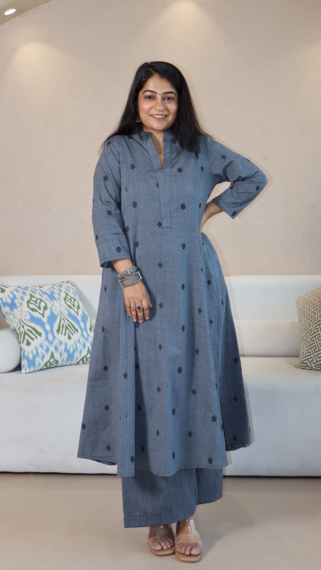 Roza Handwoven Cotton Kurta - Grey