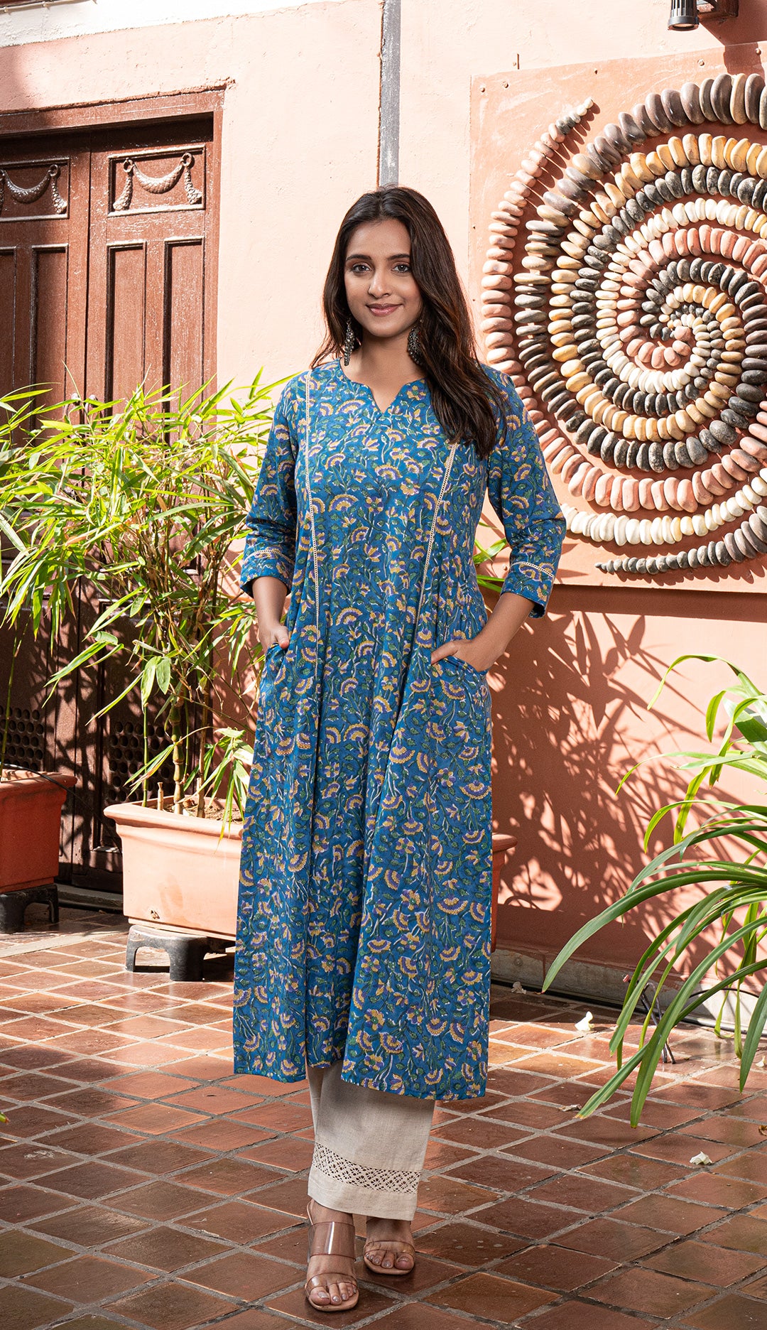 Roza Sanganeri Kali Cotton Kurta - Blue