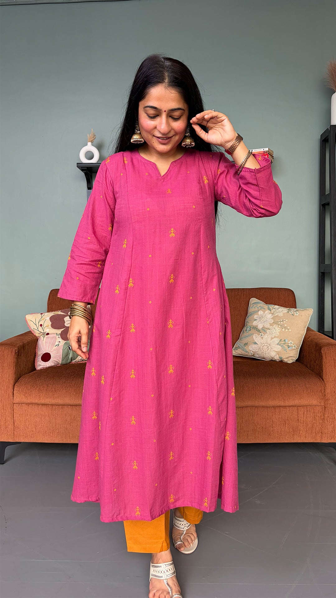 Sonam Pink Hand Woven Kali Cotton Kurta