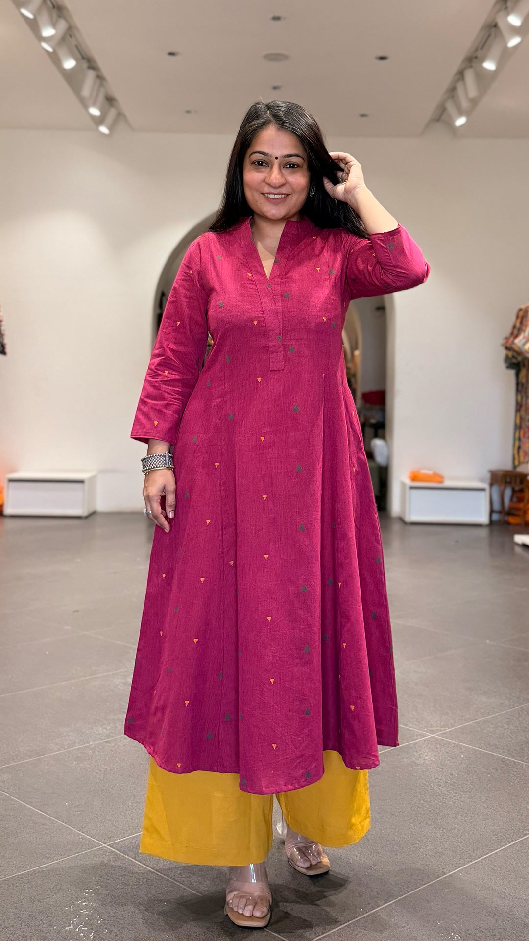 Mrunal Handwoven Cotton Kurta- Rani Pink