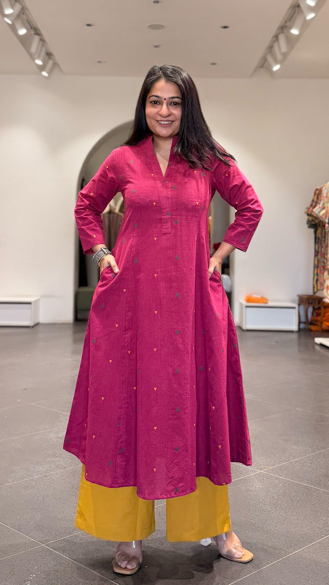 Mrunal Handwoven Cotton Kurta- Rani Pink