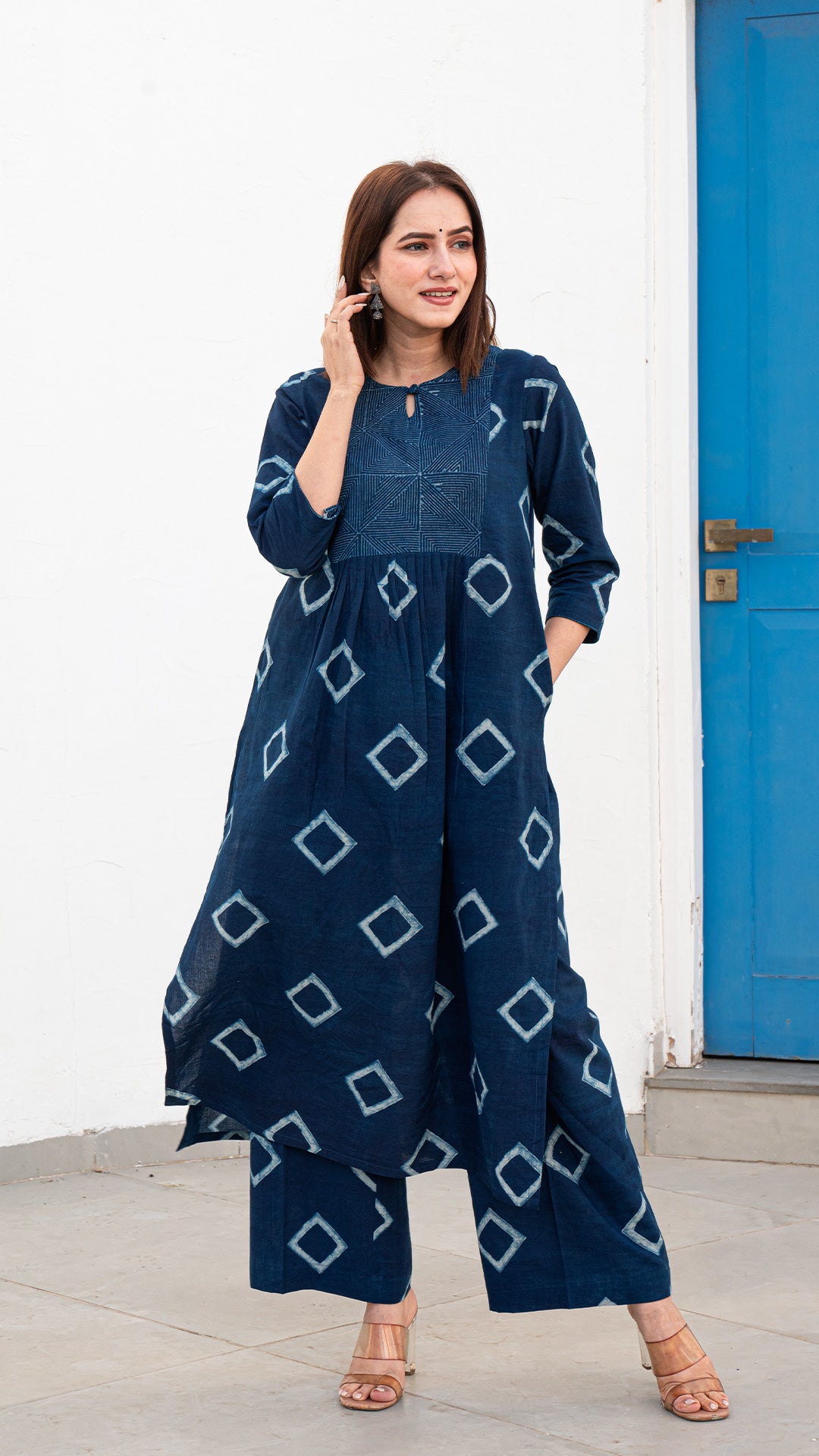 Ira Dabu Square Block Print Kurta In Indigo