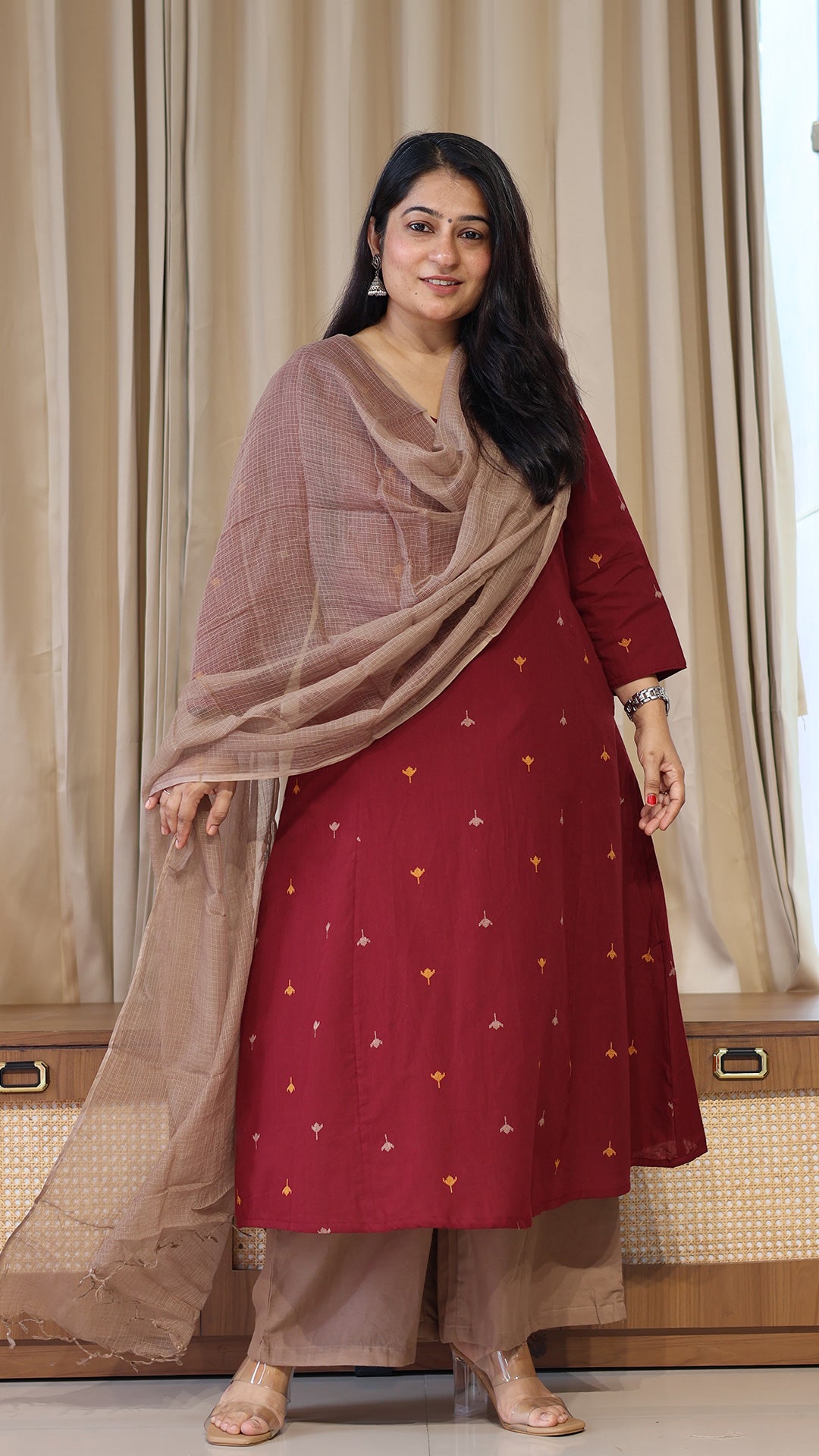Vreya Handwoven Cotton Kurta - Maroon