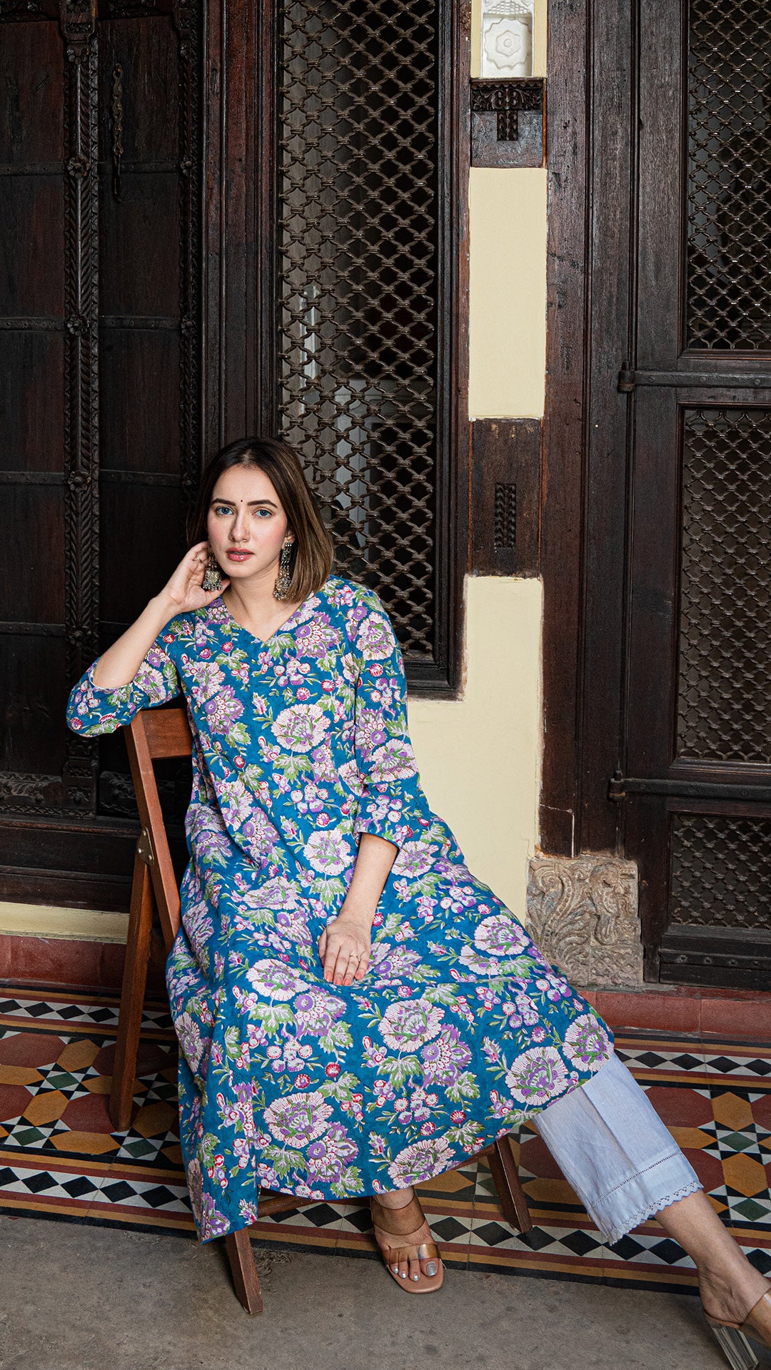 153119 THE KALI RAYON SUIT SET anarkali multi printed kurtis - Reewaz  International | Wholesaler & Exporter of indian ethnic wear catalogs.