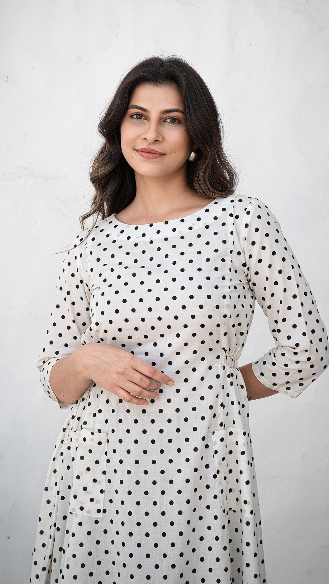 Niharika Polka Dots Dress In Cotton - White & Black