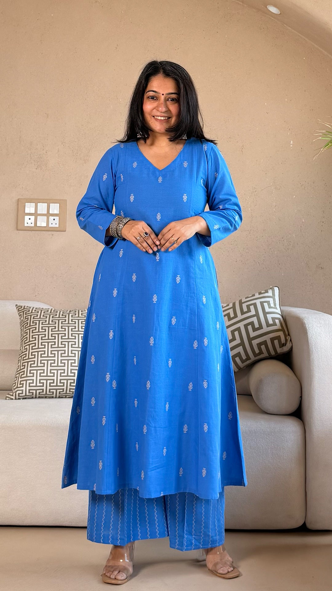 Aabha Handwoven Cotton Kurta- Light Blue