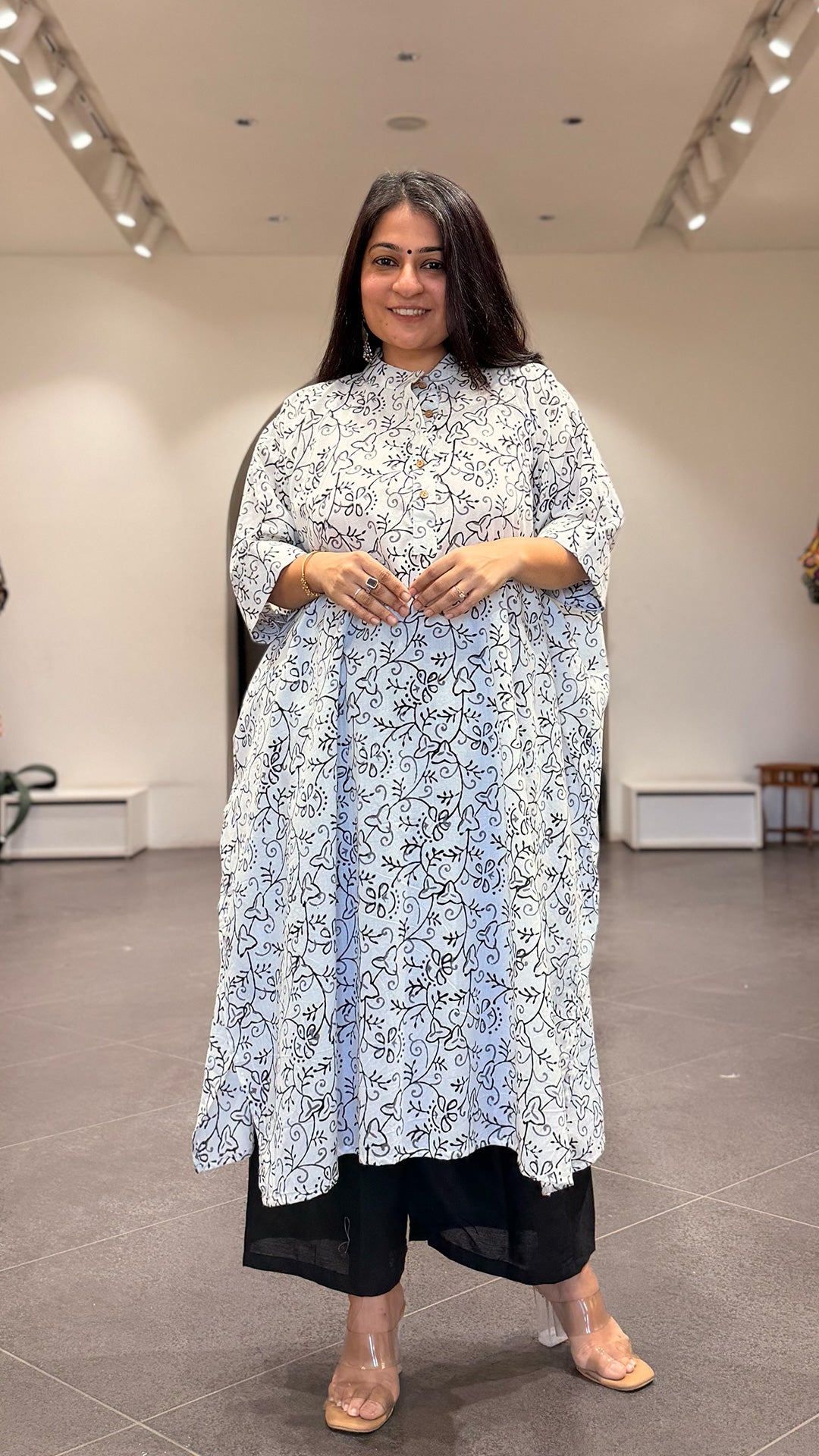White and Black Floral Jaal Kaftan Co-ord In Cotton