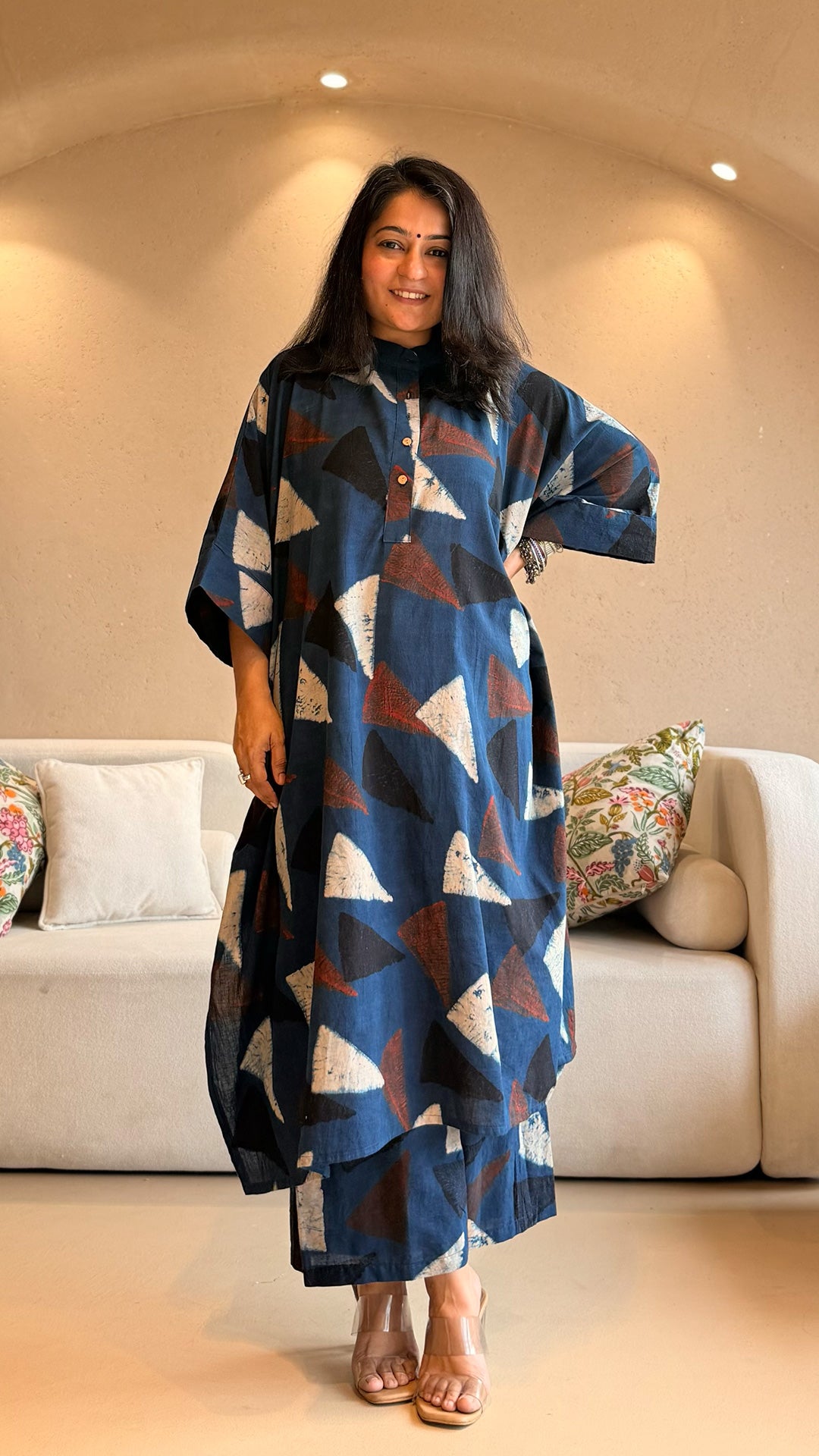 Minal Ajrakh Kaftan co-ord In Cotton - Indigo