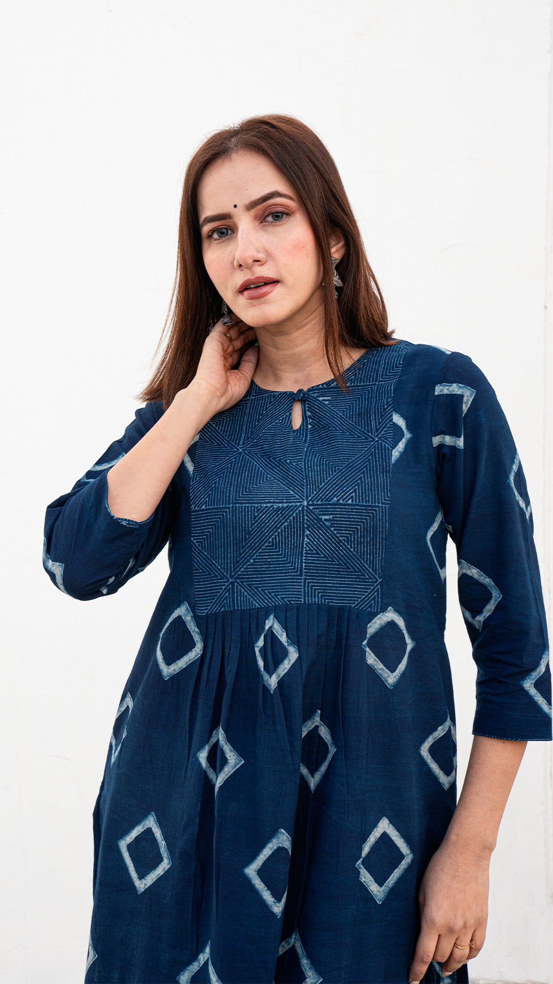 Ira Dabu Square Block Print Kurta In Indigo