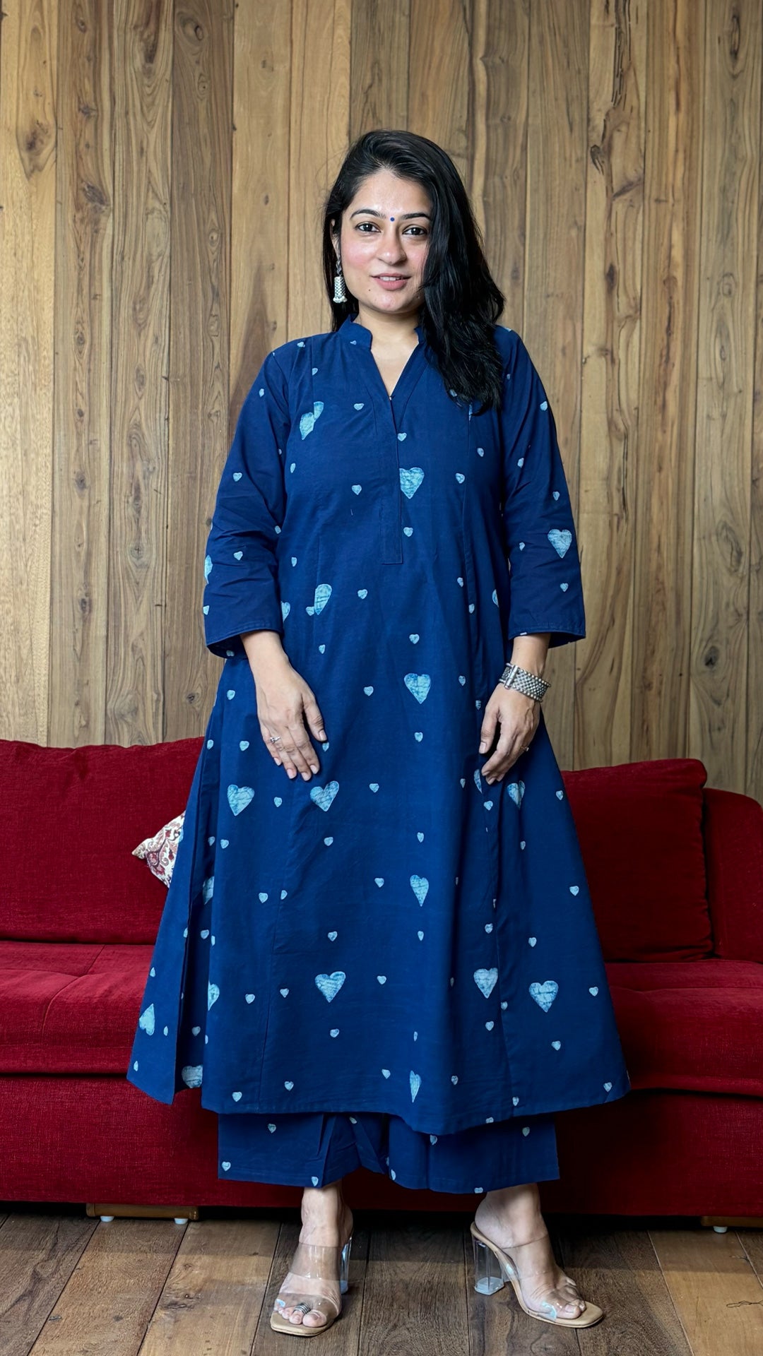 Zeesha Hearts Dabu Kali Kurta In Indigo