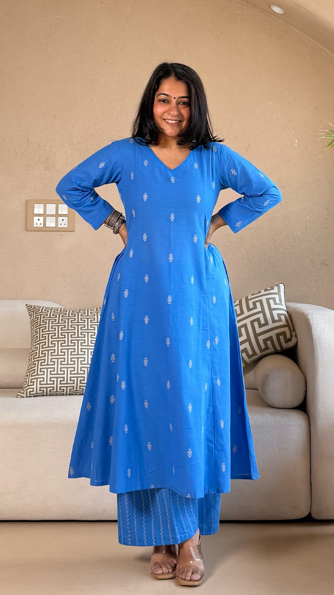 Aabha Handwoven Cotton Kurta- Light Blue