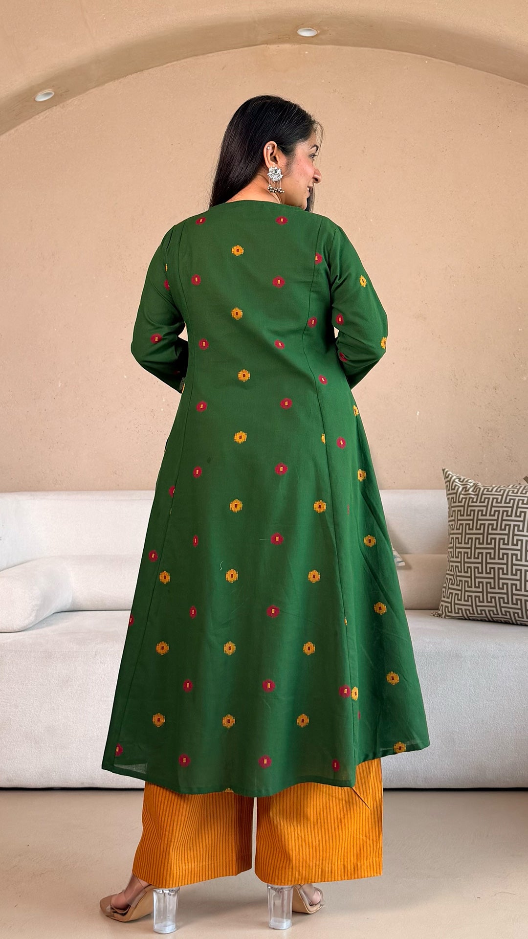 Shriya Handwoven Cotton Kurta- Green/Yellow