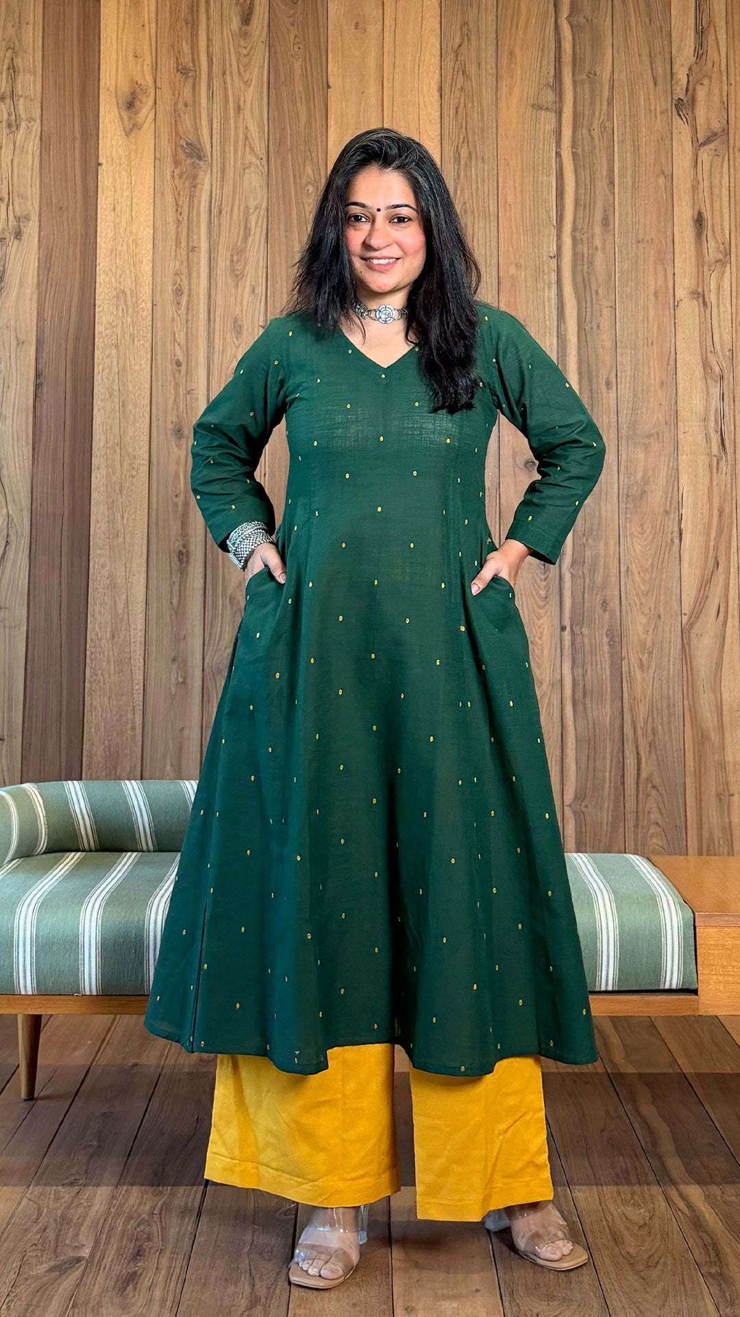 Anayata Handwoven Cotton Kurta- Dark Green