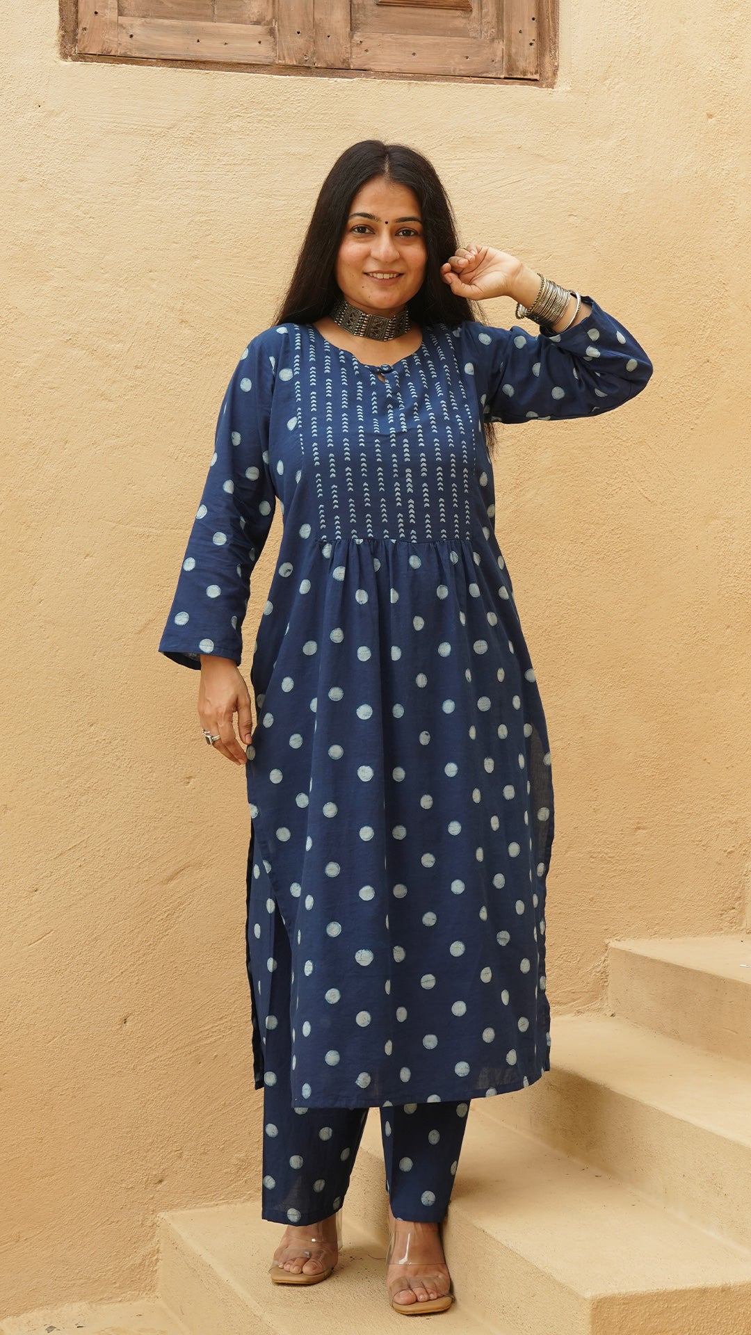 Sneha Dabu Polka Dots Block Print Kurta In Indigo