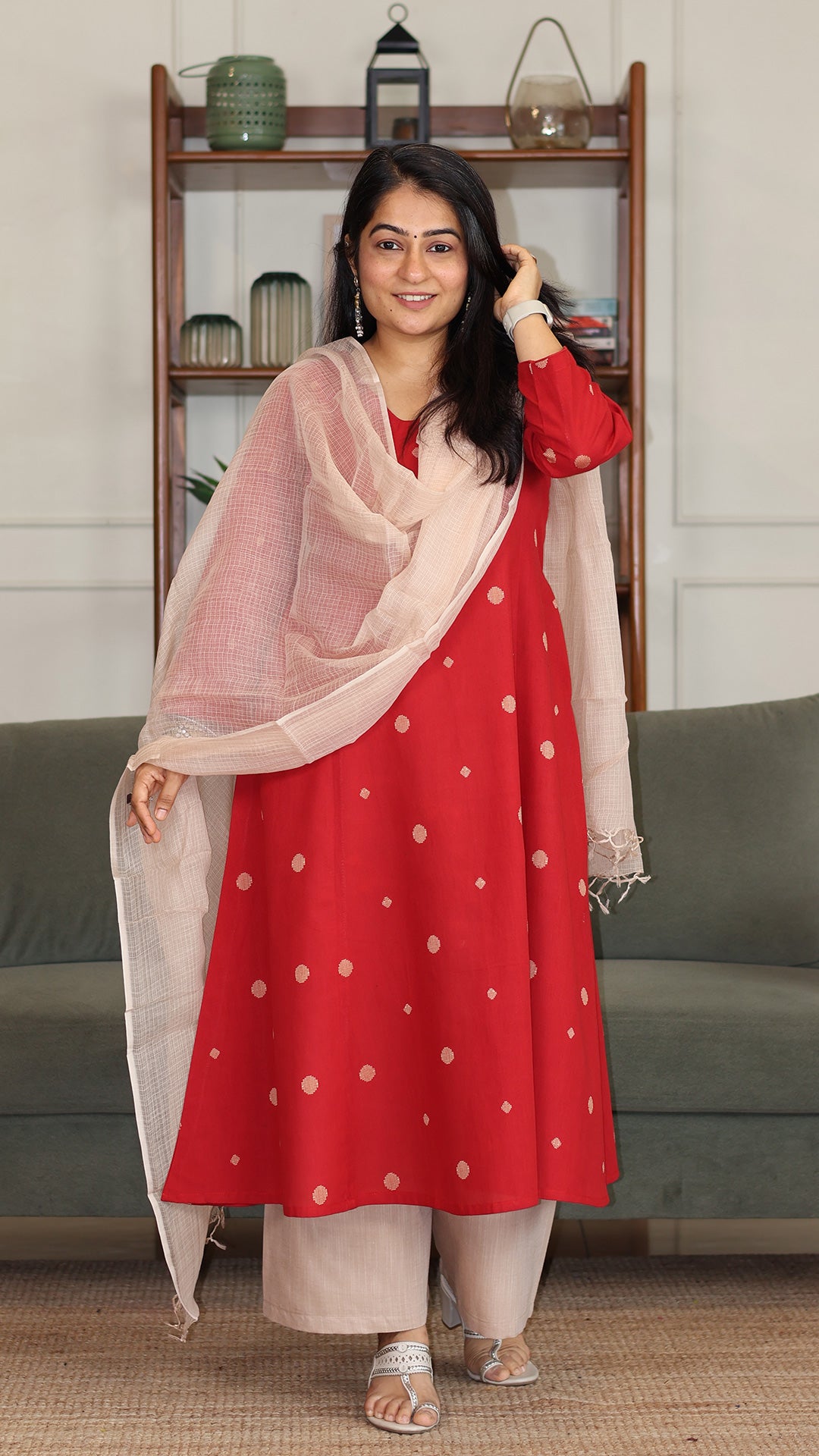 Saanj Handwoven Cotton Kurta - Red