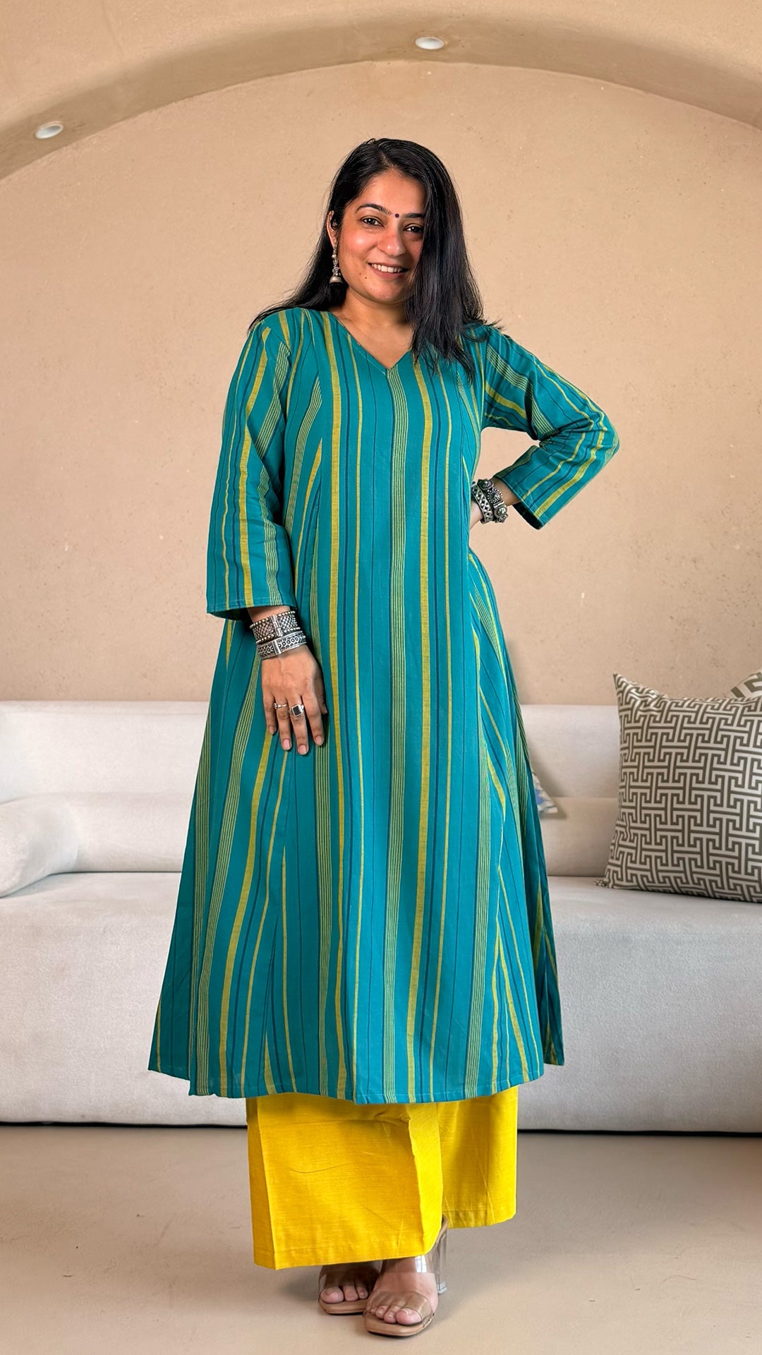 Inaya Handwoven Cotton Kurta- Turquoise/Yellow