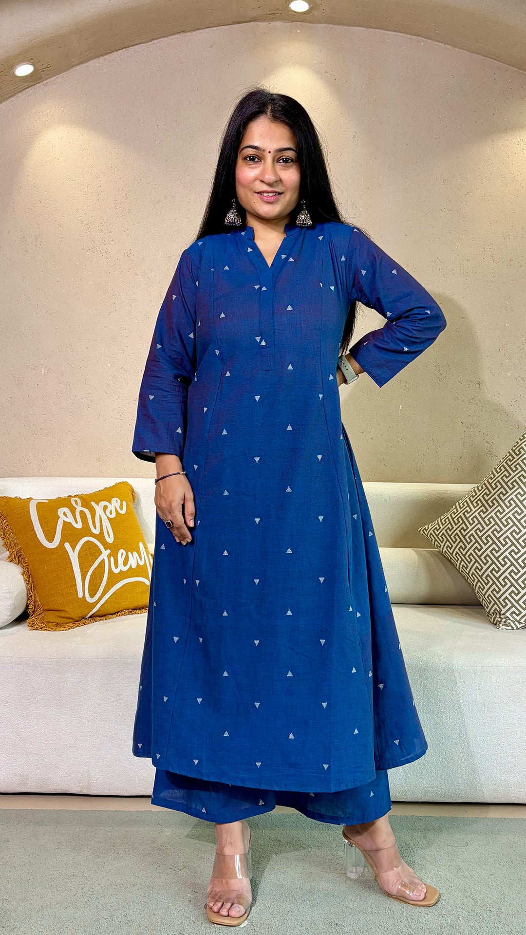 Shanayaa Blue Hand Woven Kali Cotton Kurta