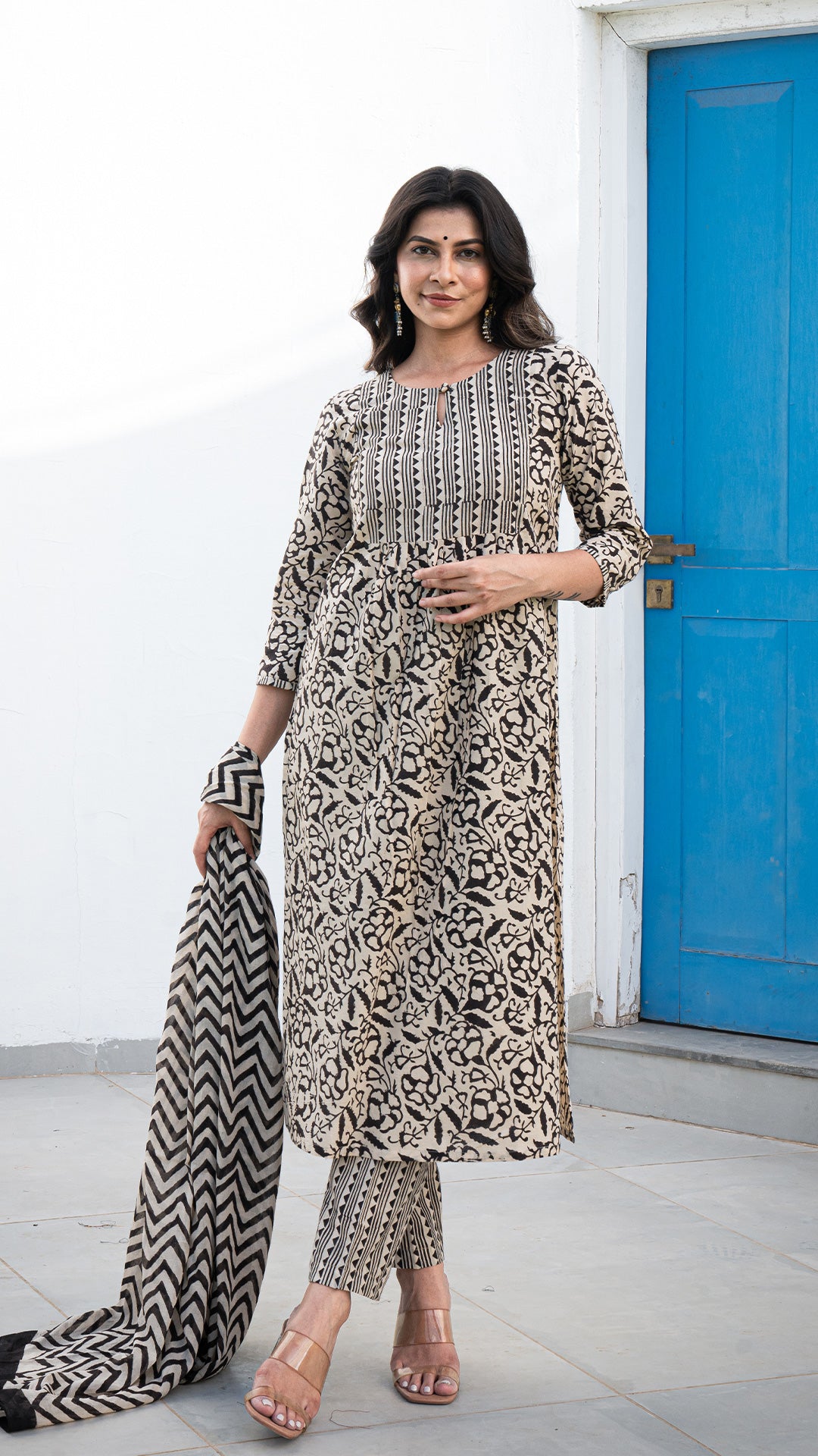 Aakrita Floral Jaal Hand Block Pleated Cotton Kurta - Black