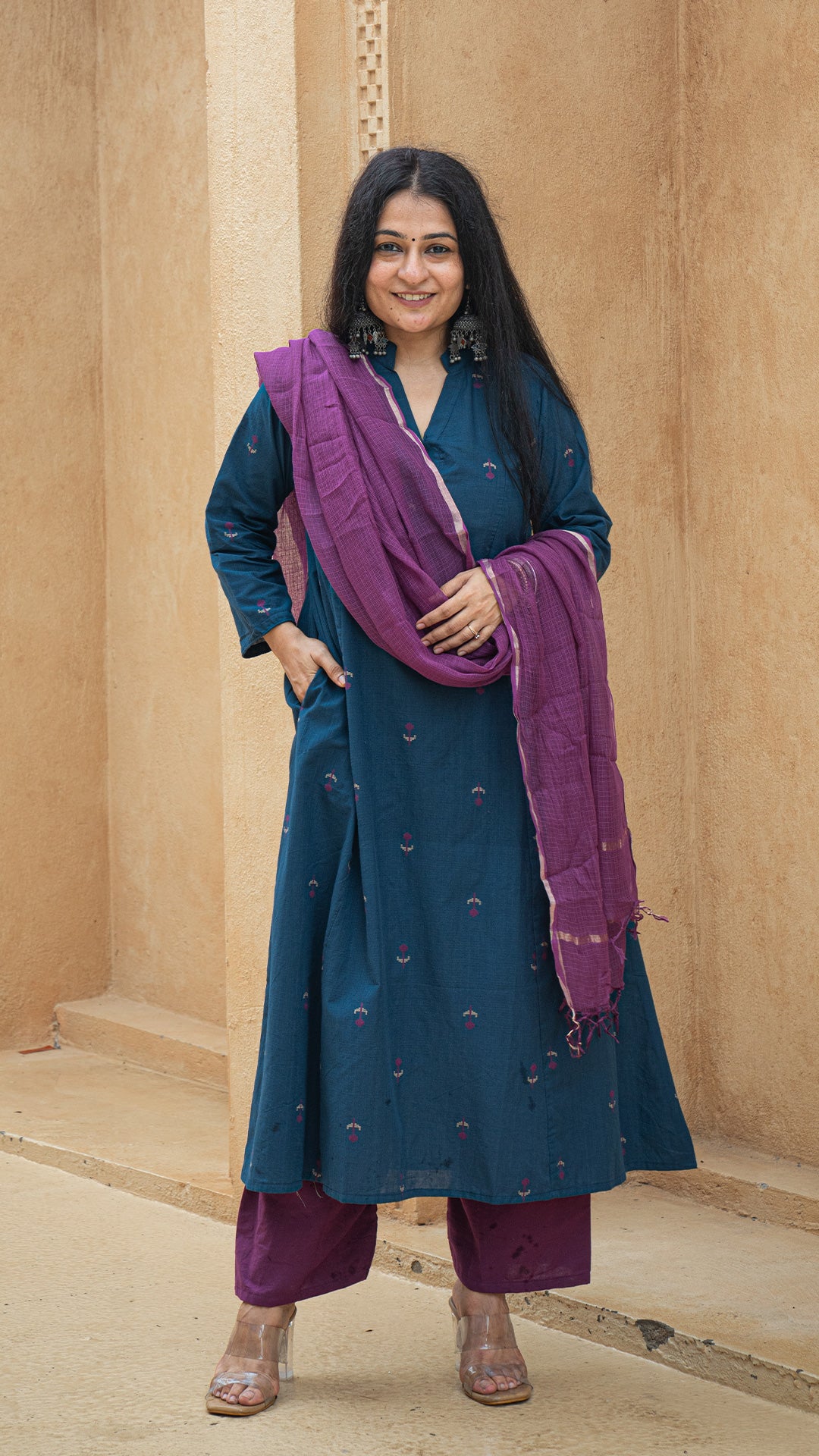 Kshiti Flower Motif Hand Woven Kali Cotton Kurta - Blue