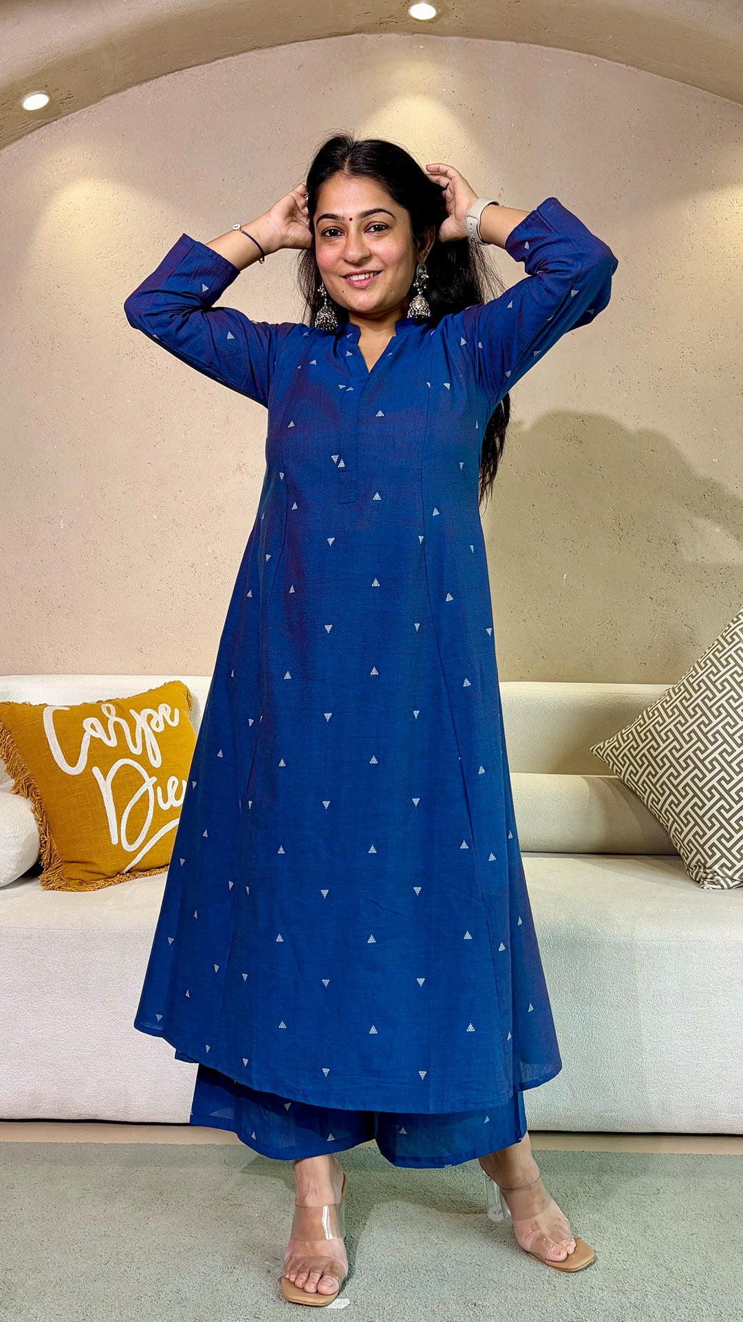 Shanayaa Blue Hand Woven Kali Cotton Kurta
