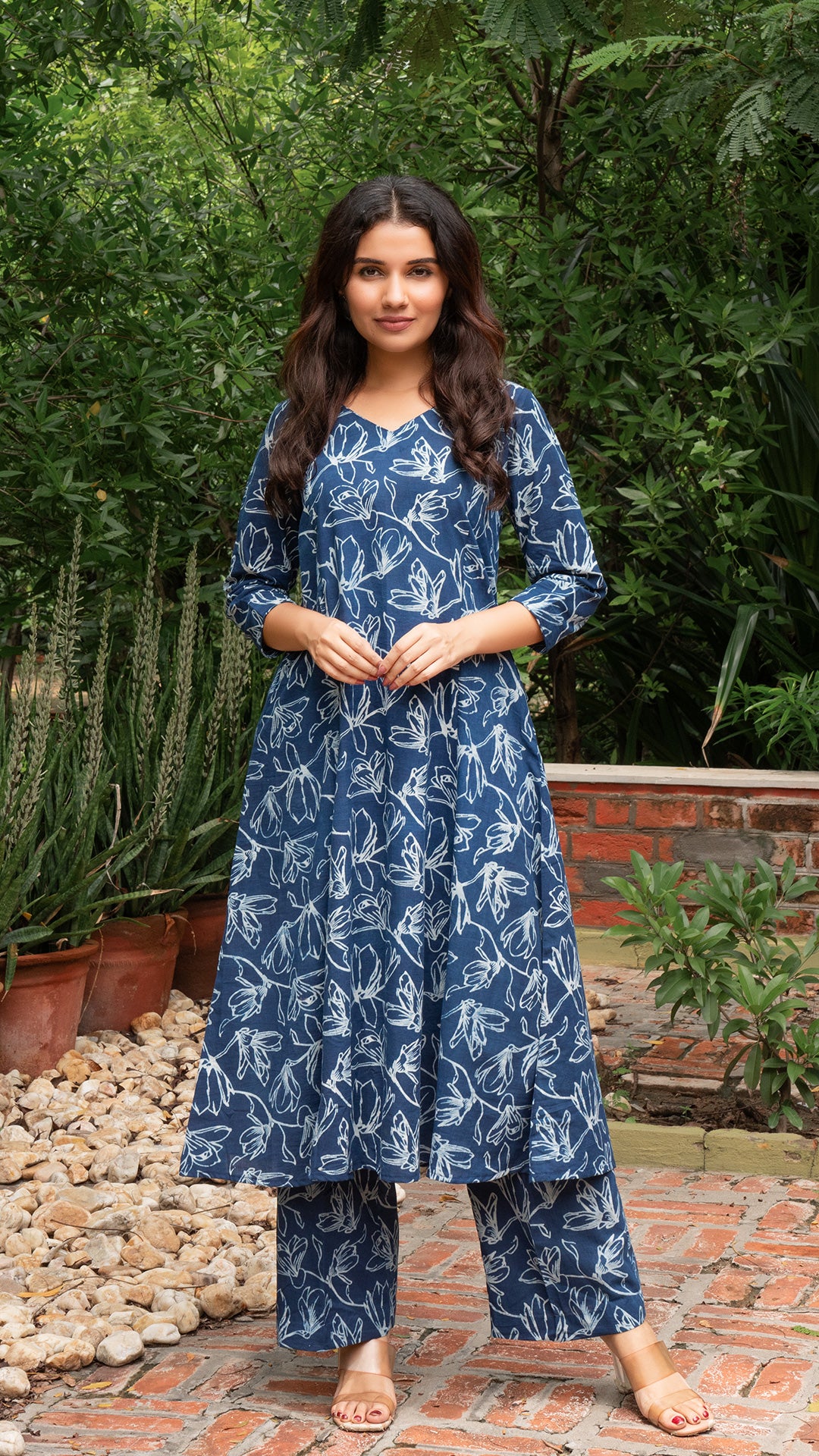 Anaisha Dabu Block Print Kali Kurta In Cotton - Indigo