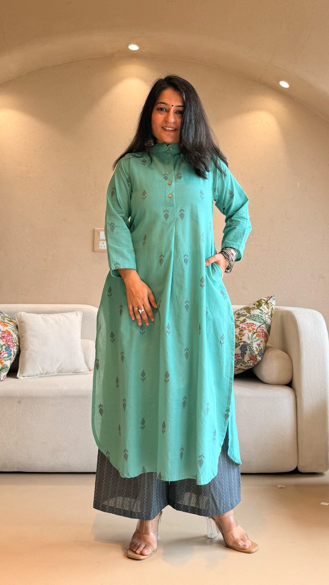Mehaa Hand Woven Cotton Kurta - Turquoise
