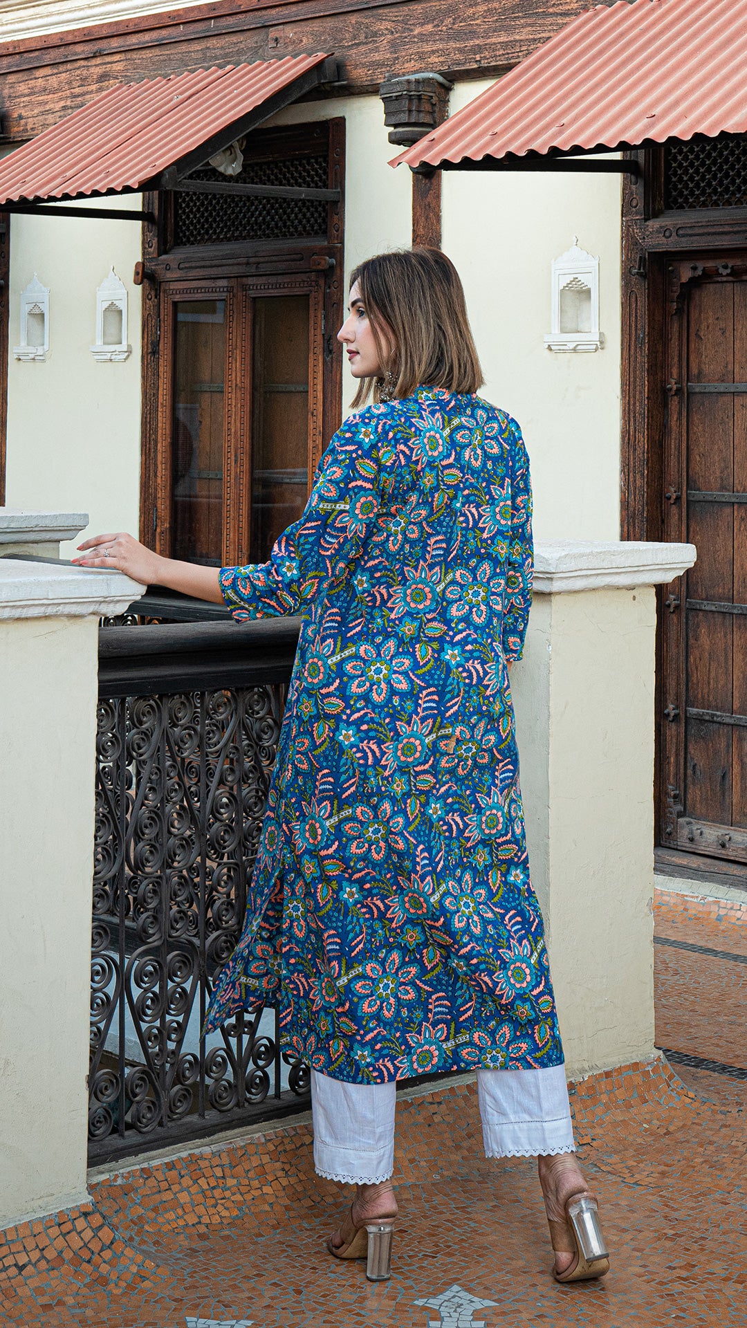 Maisha Sanganeri Floral Jaal Kali Cotton Kurta - Blue