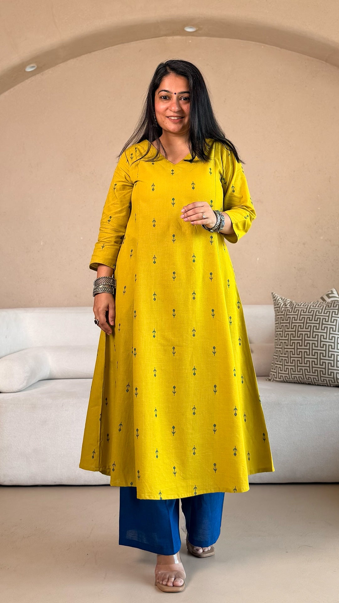 Swasti Handwoven Cotton Kurta - Lemon Green