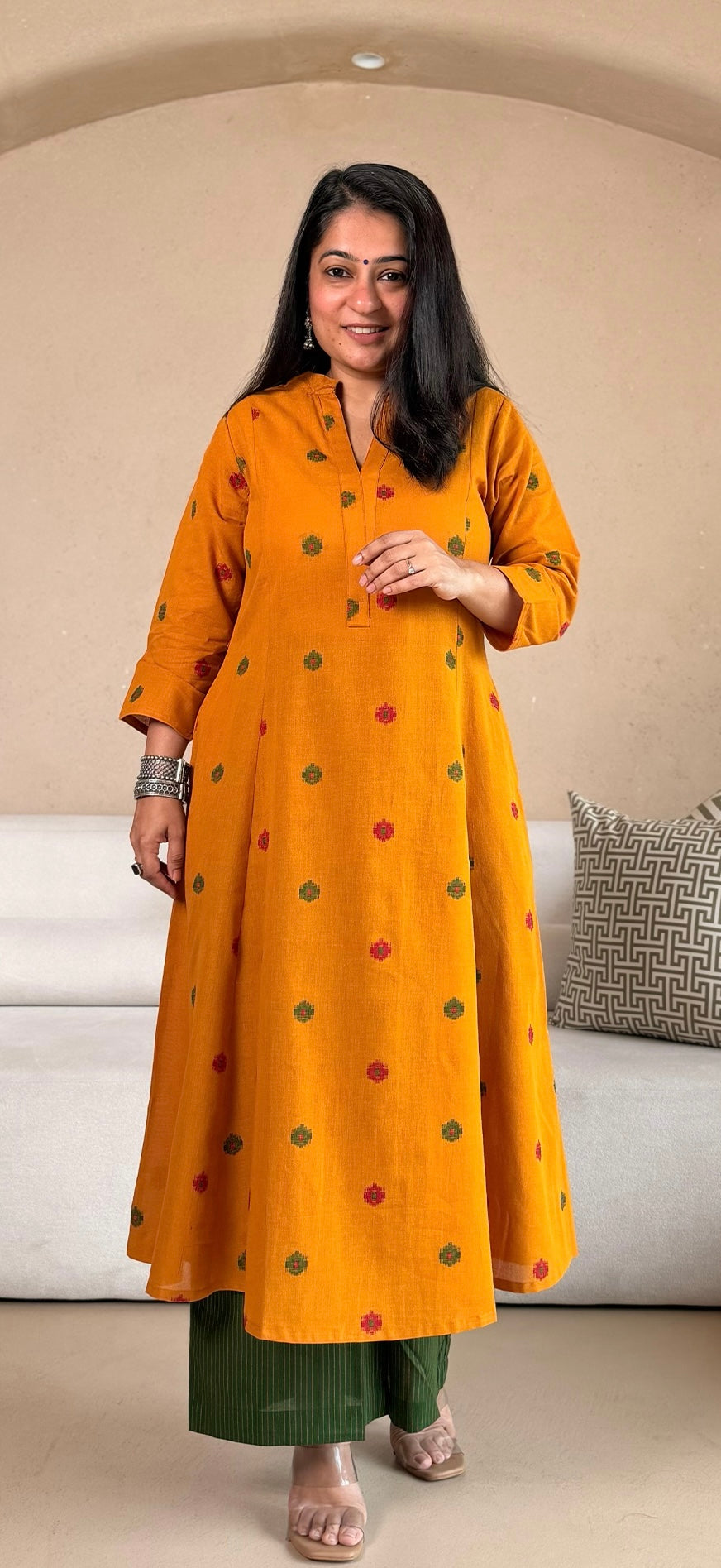Hrida Handwoven Cotton Kurta- Yellow/Green