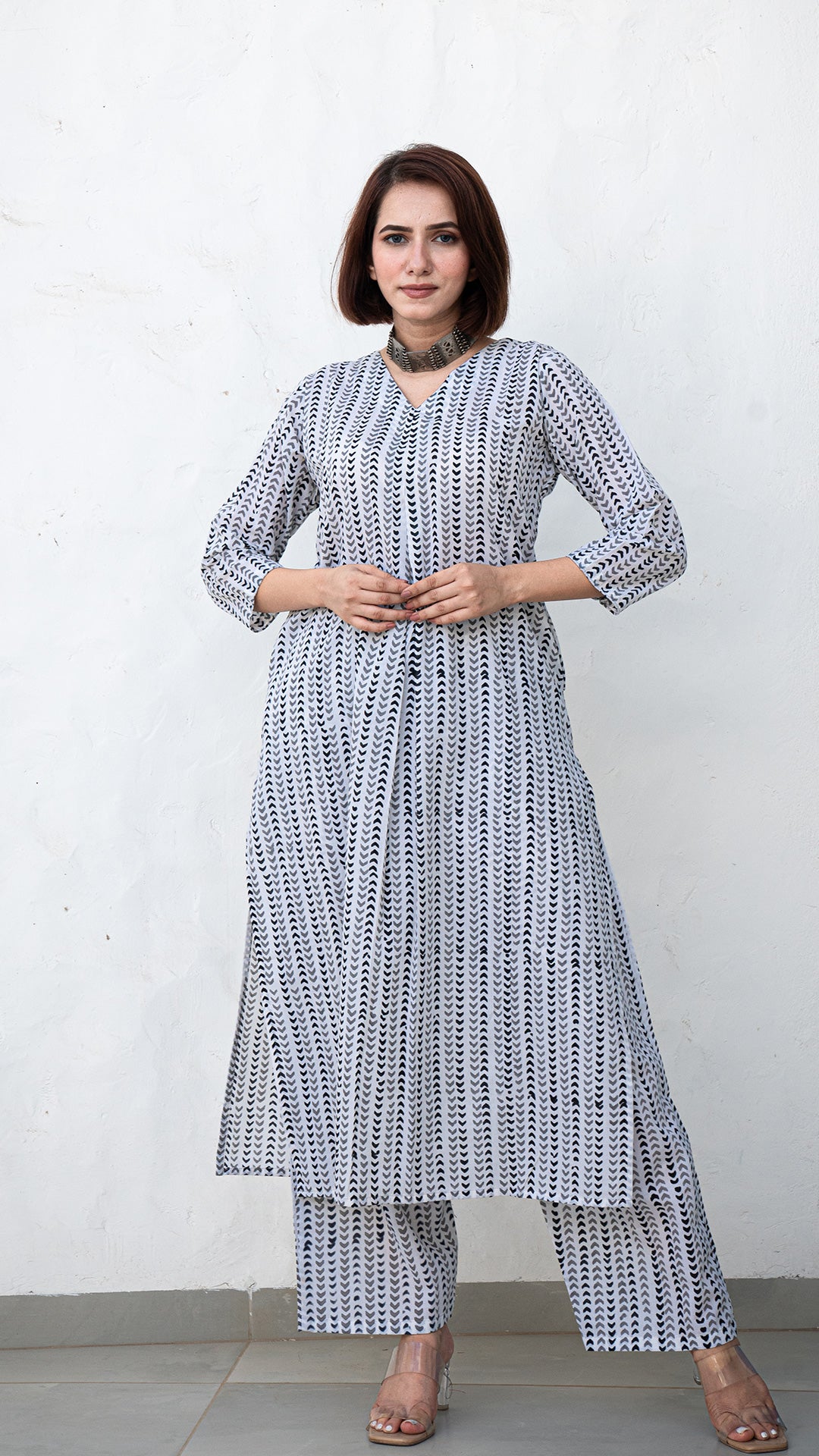Wamiqa Hand Block Cotton Kurta - White