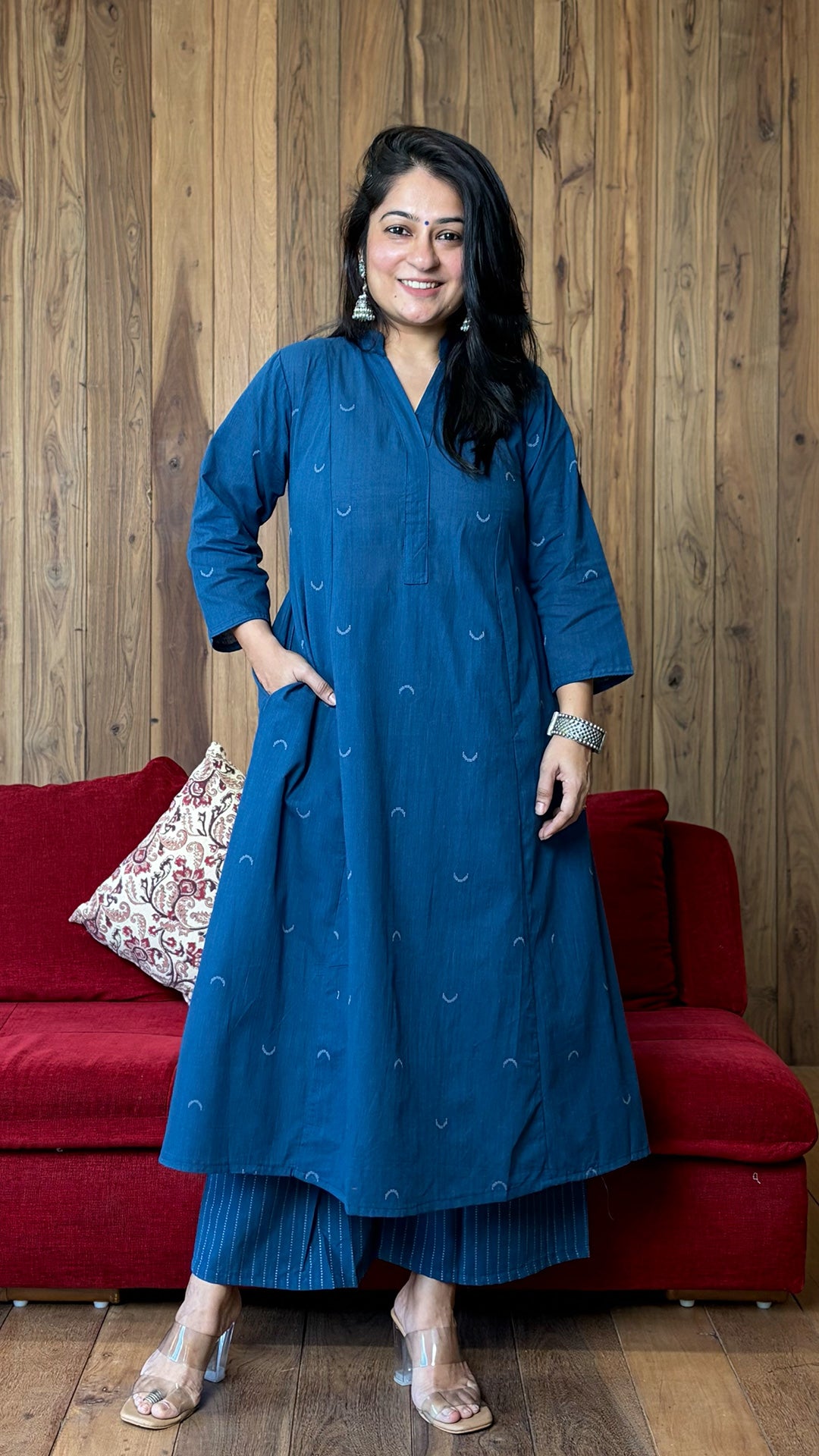 Noori Chand Hand Woven Kali Kurta In Cotton - Blue