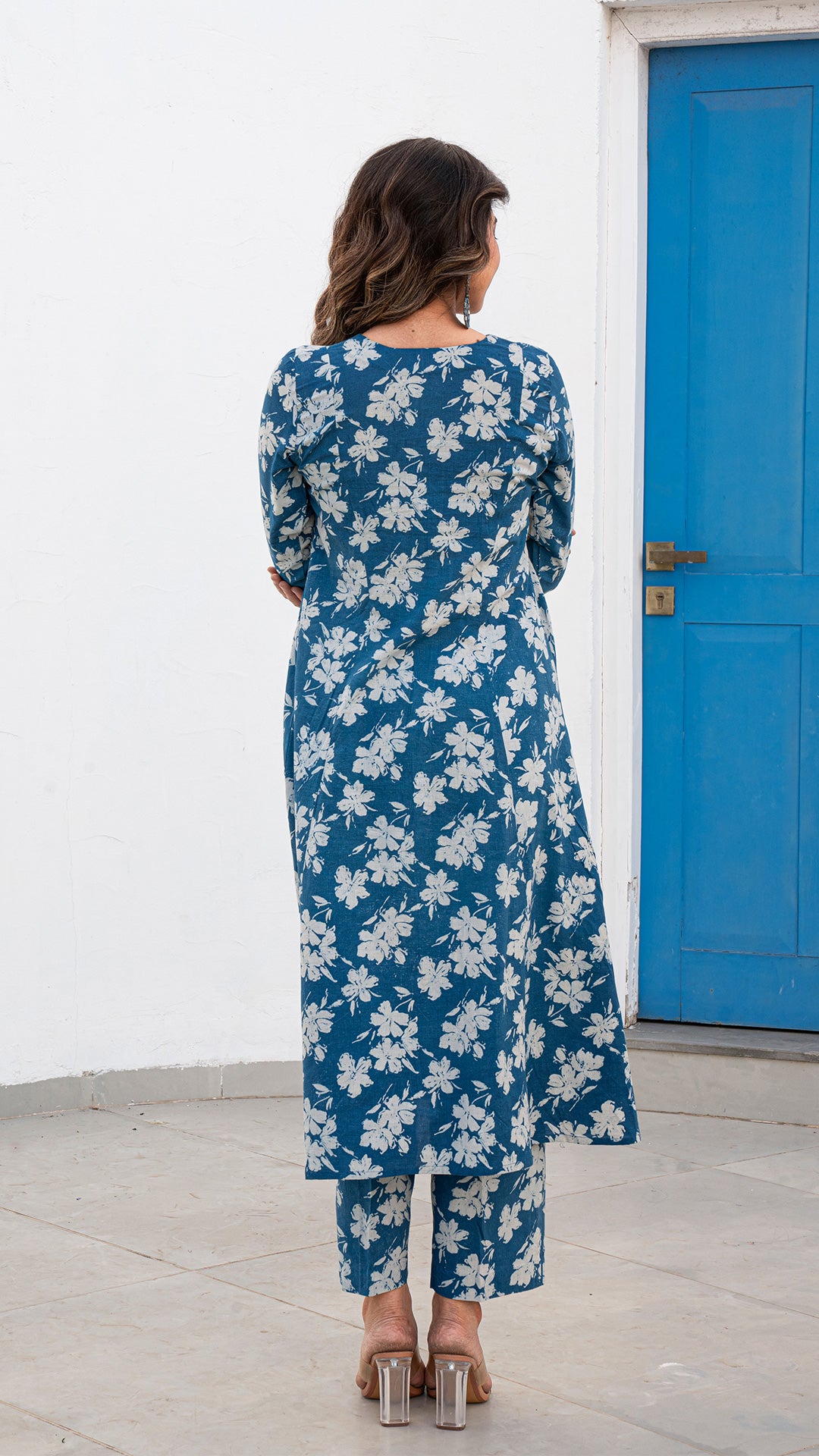 Kshiti Dabu Hand Block Kali Kurta In Blue