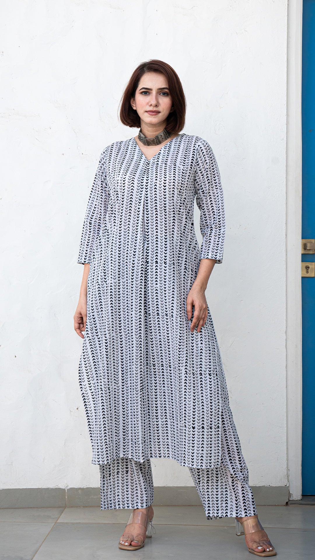 Wamiqa Hand Block Cotton Kurta - White