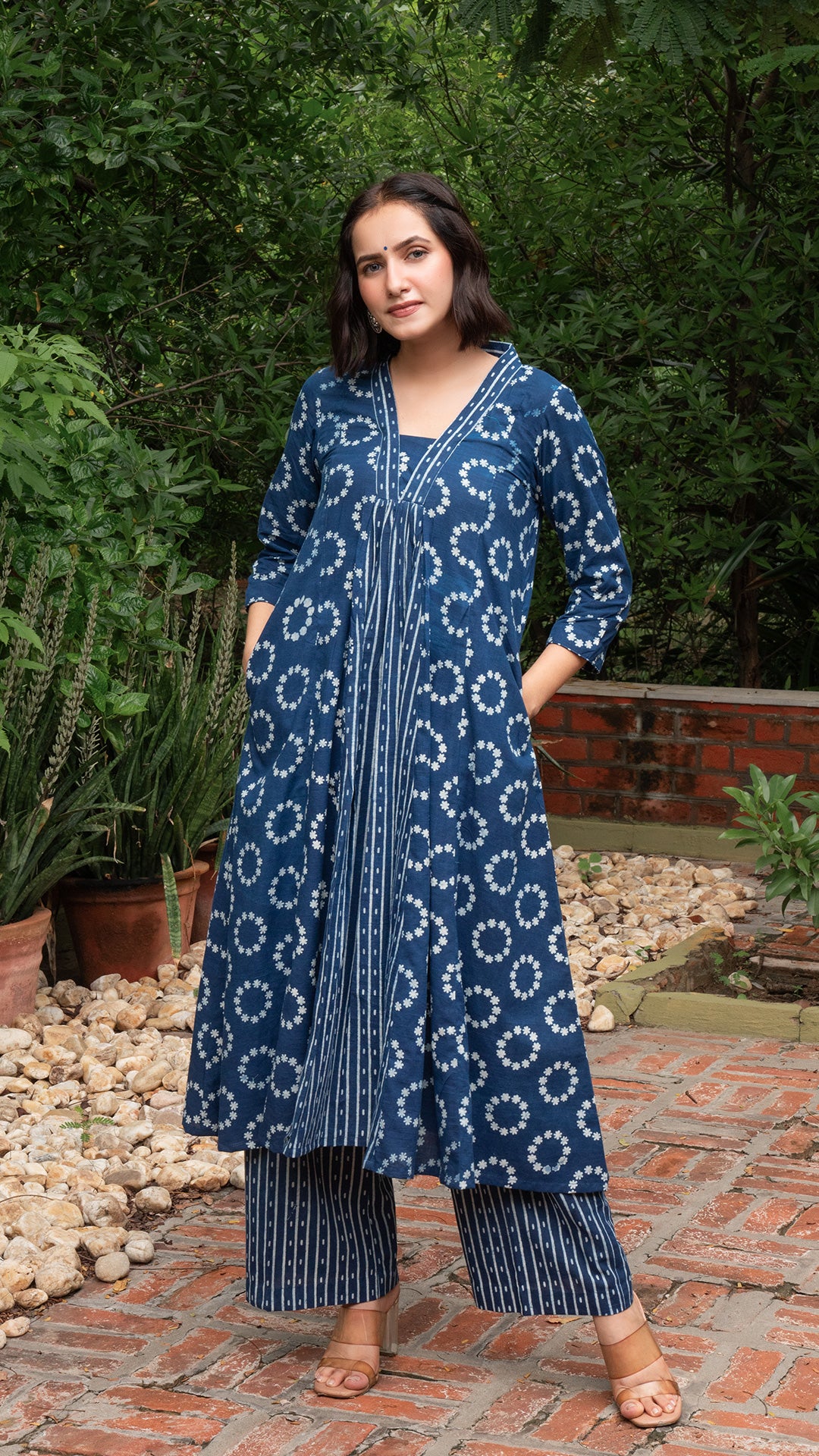 Ruhani Hand Block Cotton Kurta - Indigo