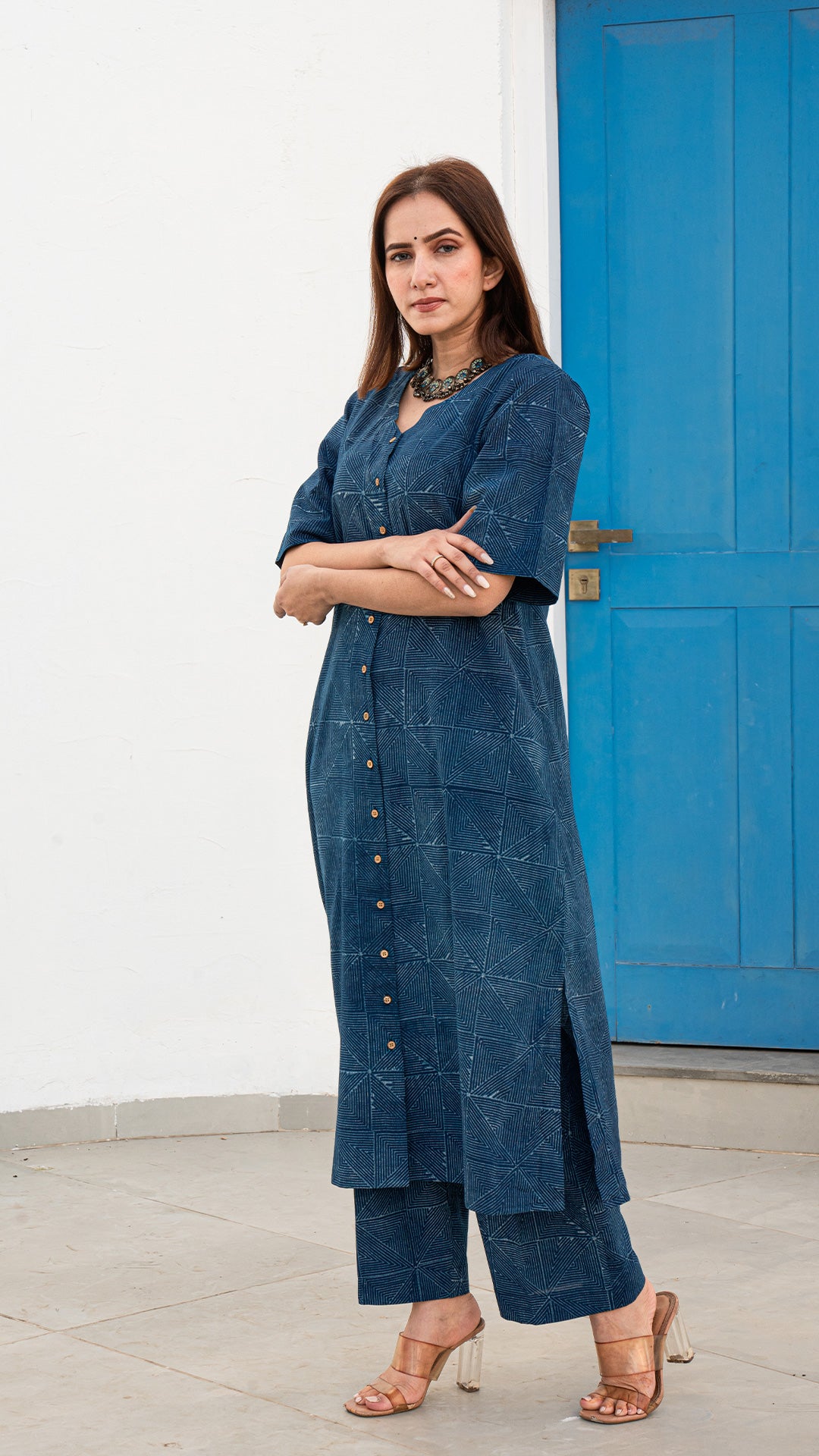 Maahi Dabu Zig Zag Block Print Kurta In Indigo