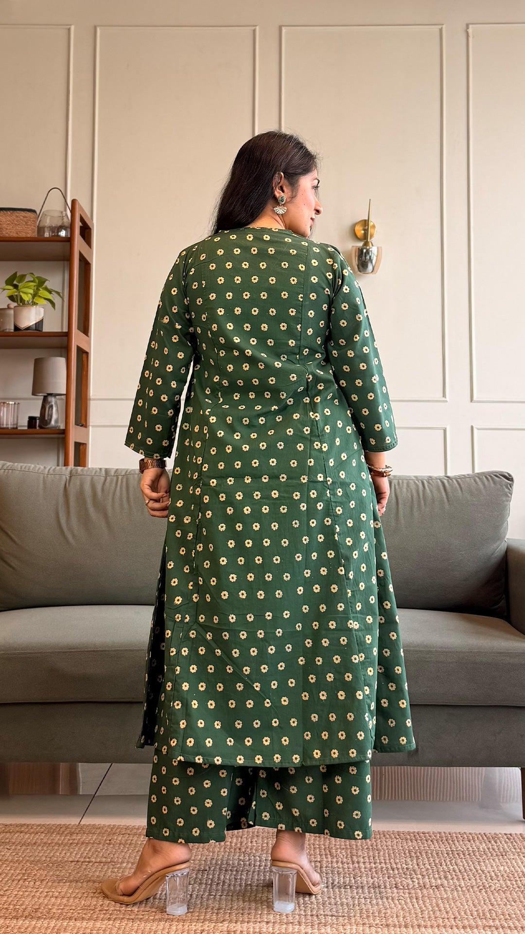 Naaz Kali Kurta In Cotton - Green