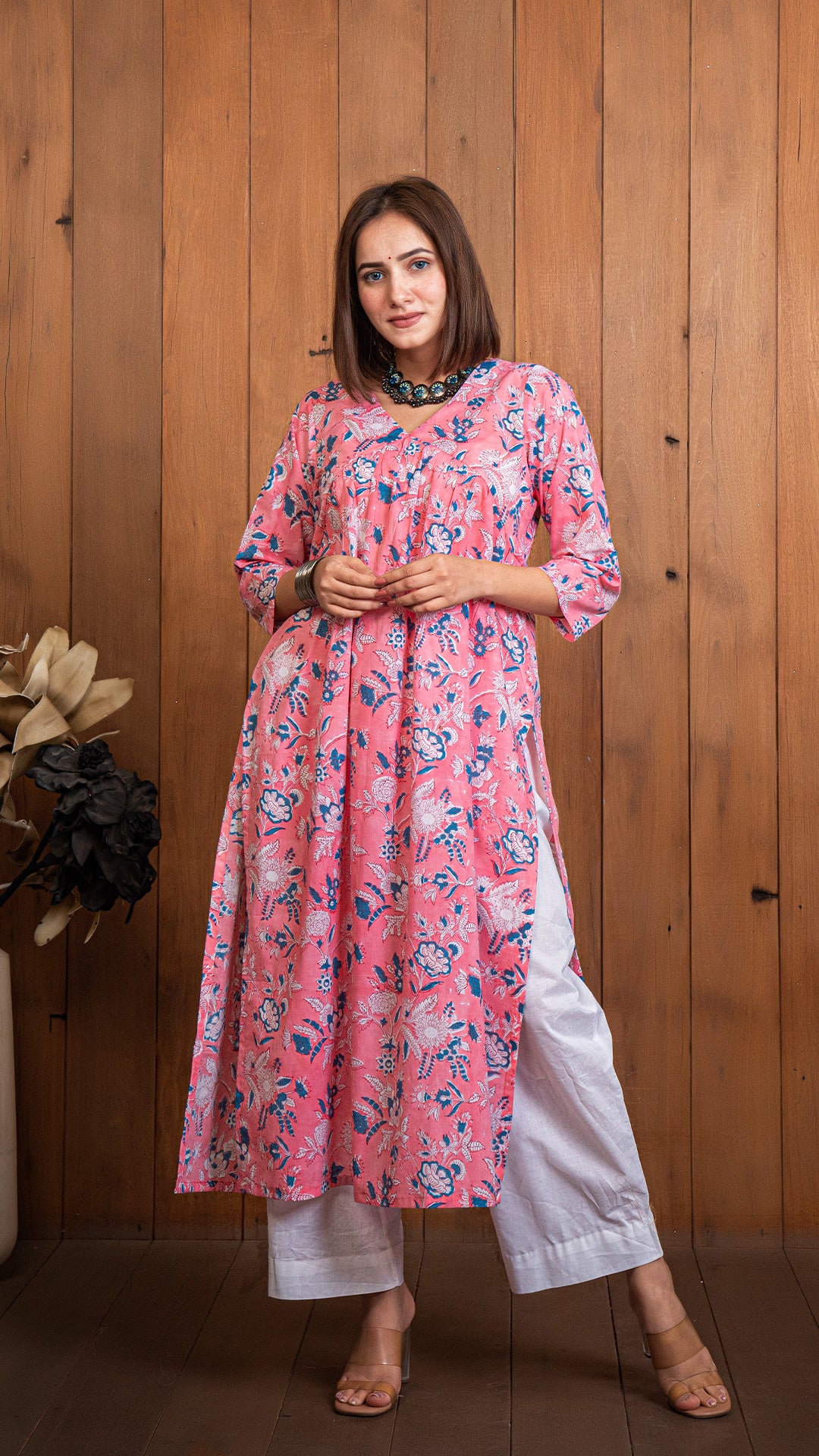 Pink Floral Jaal Sanganeri Cotton Kurta