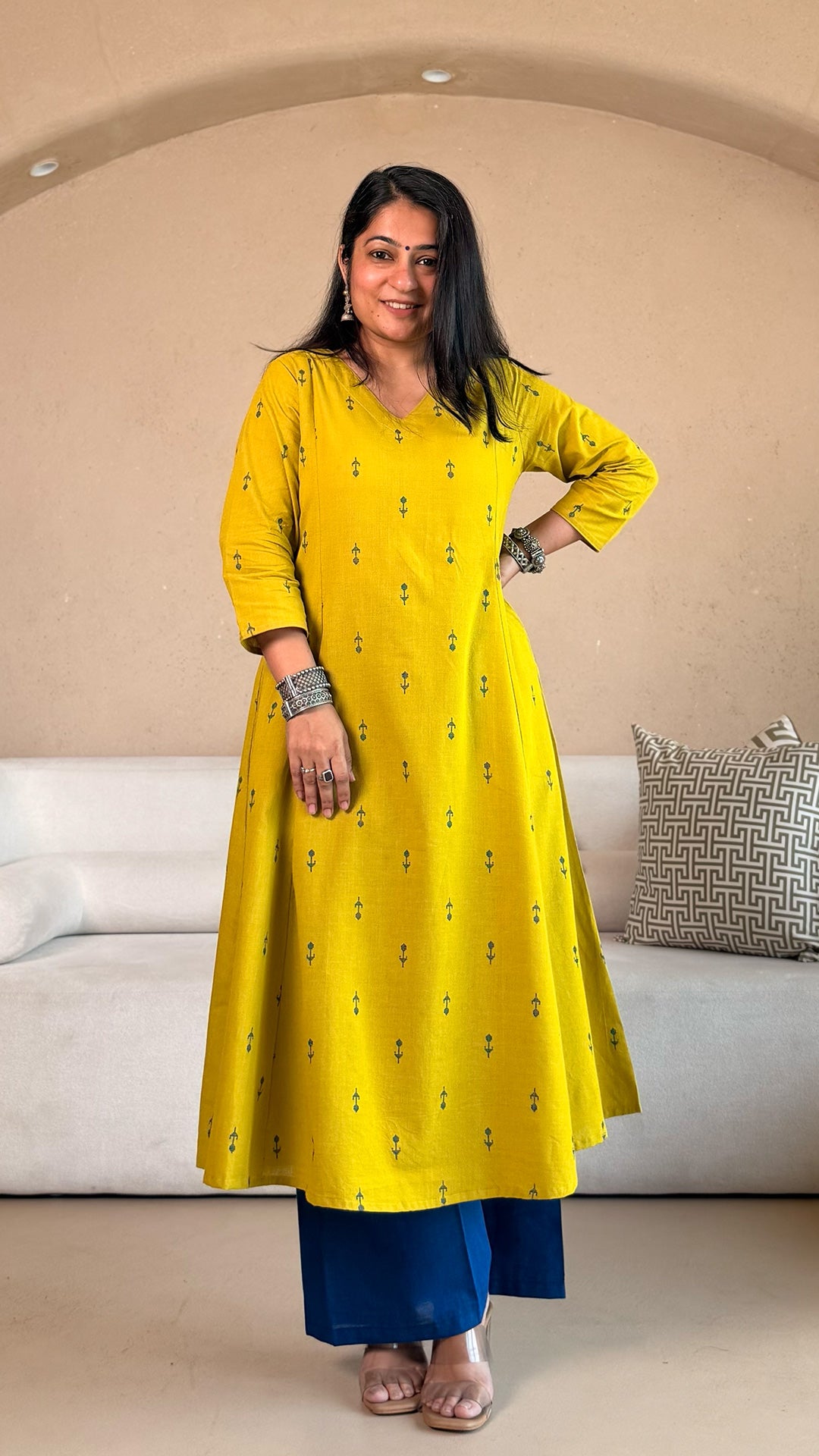 Swasti Handwoven Cotton Kurta - Lemon Green