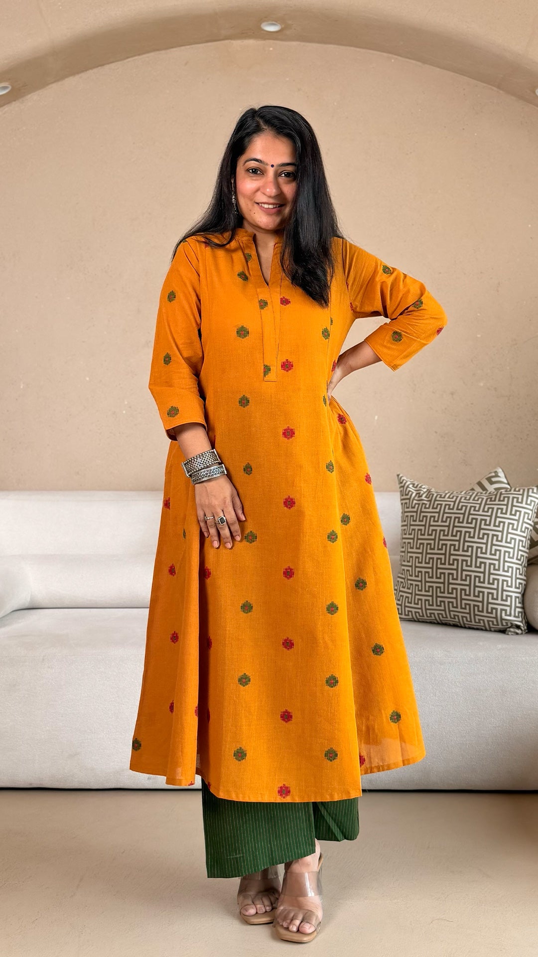 Hrida Handwoven Cotton Kurta- Yellow/Green