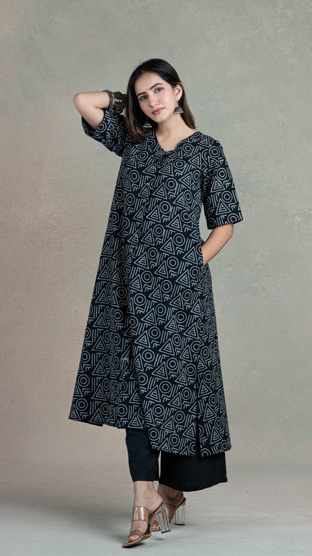 Triangles & Circles Hand Block Cotton Kurta - Black