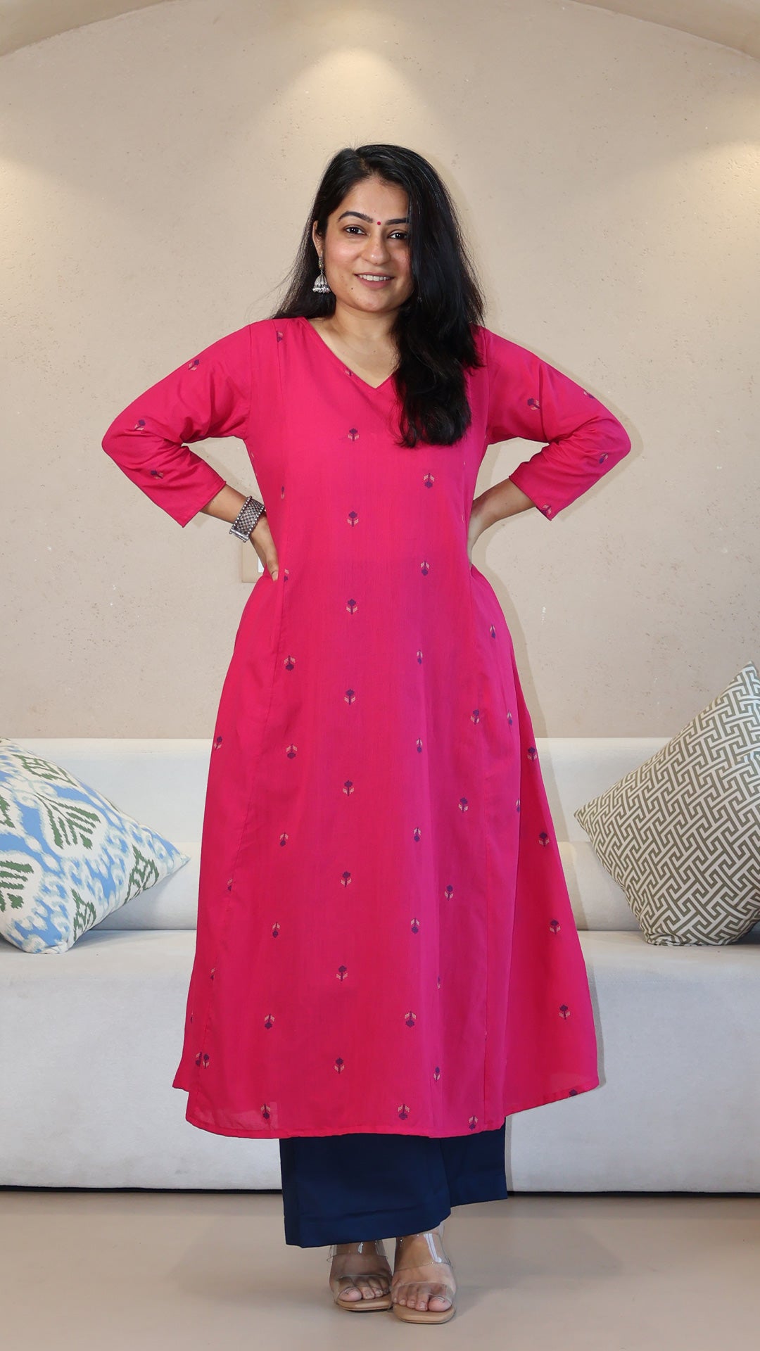 Eerisha Foral Motif Handwoven Cotton Kurta - Pink