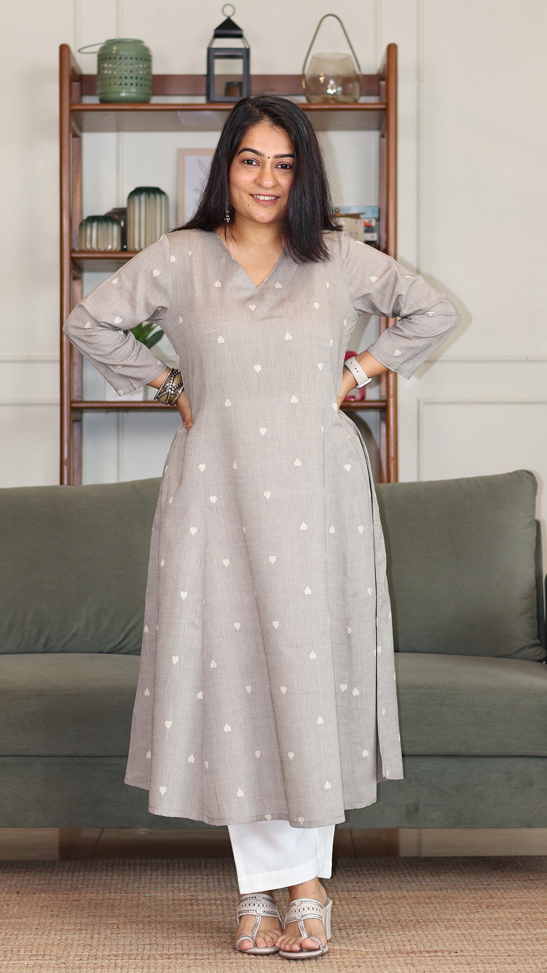 Hearts Motif Handwoven Cotton Kurta - Grey
