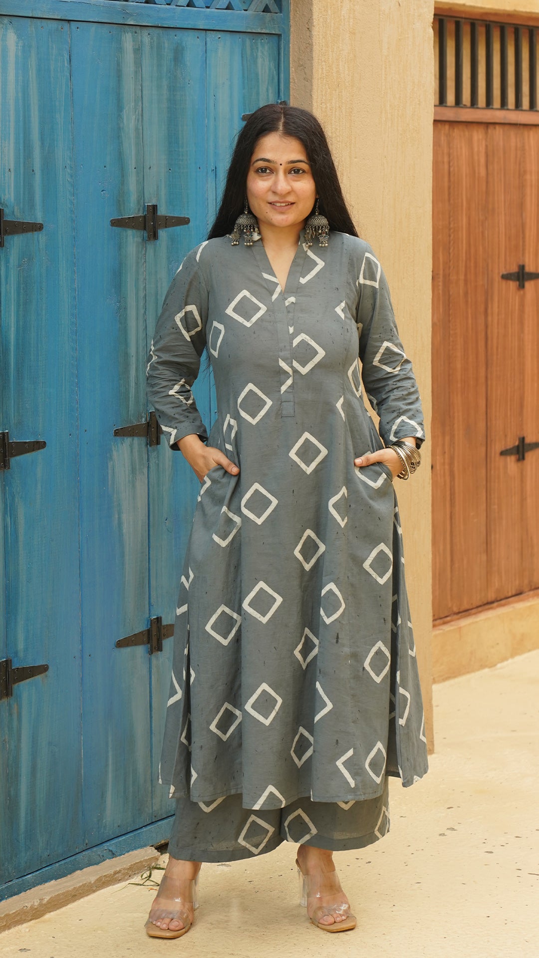 Roshi Square Block Print Cotton Kurta - Grey