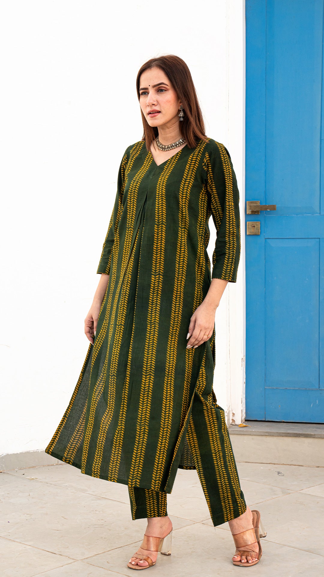 Vedica Green Dabu Kurta In Cotton