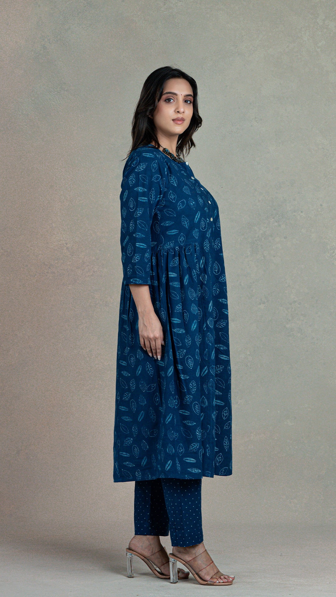 Richa Dabu Hand Block Cotton Kurta - Indigo